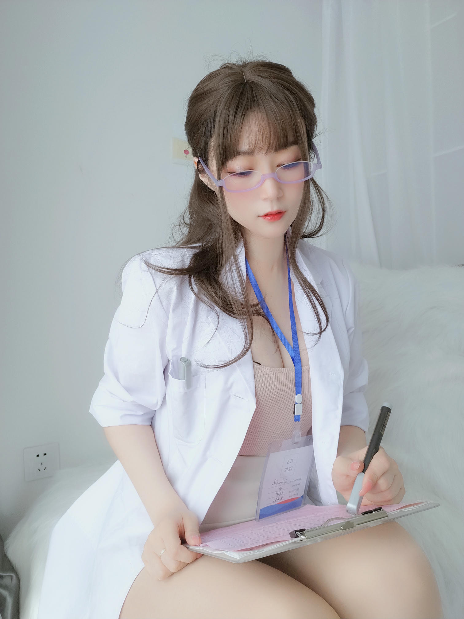 白银81 NO.066 私人医生 [159P6V-1.03GB]_第5集