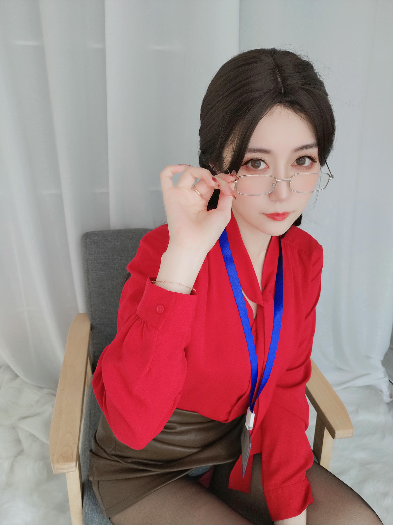 白银81 NO.069 新上任上司 [43P3V-317MB]_第2集