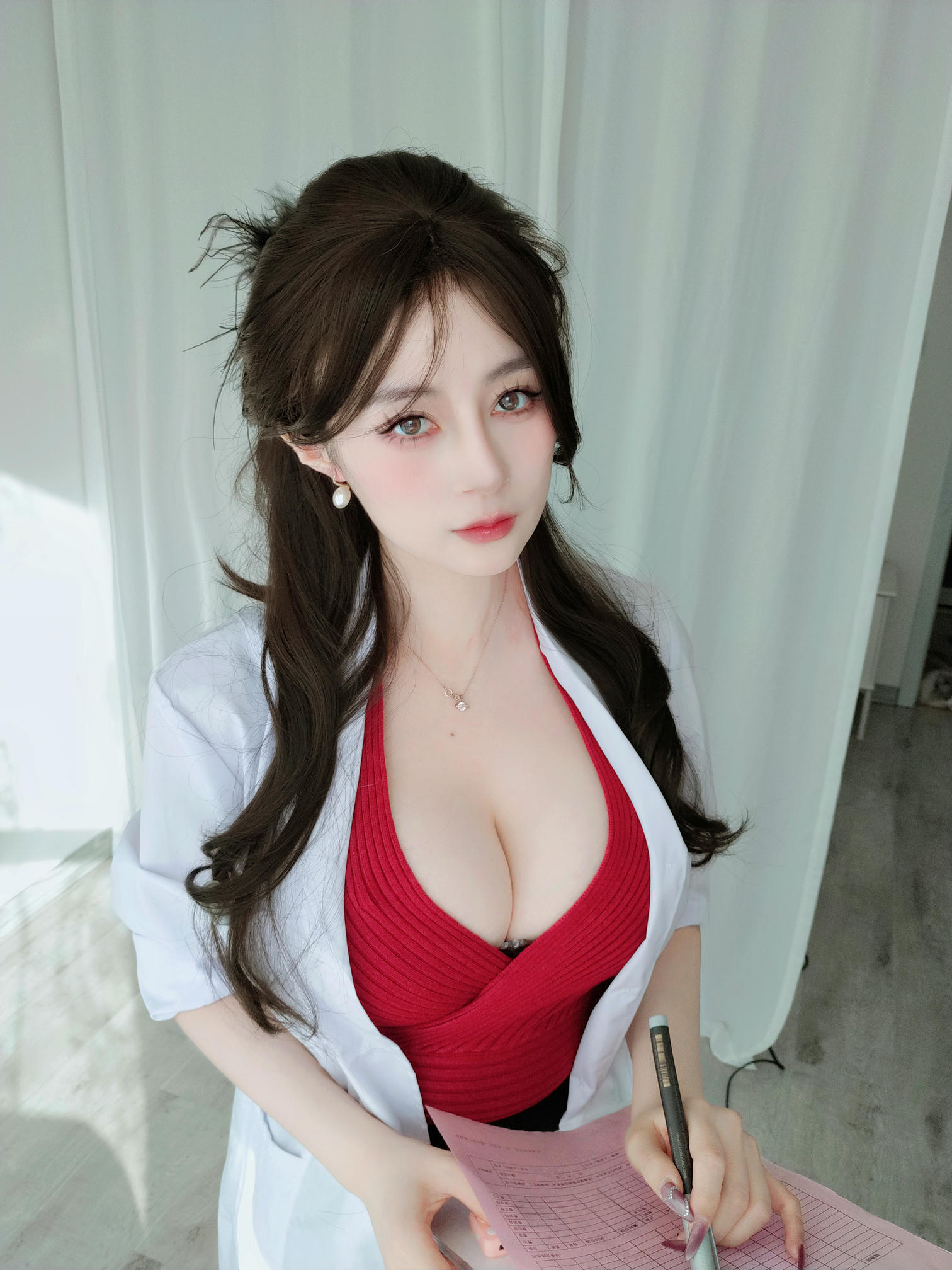 白银81 NO.152 24年02月会员合集26套[330P 8V 3.12G]-2024-02-05 保健室の先生1 [18P-190.77MB]_第1集