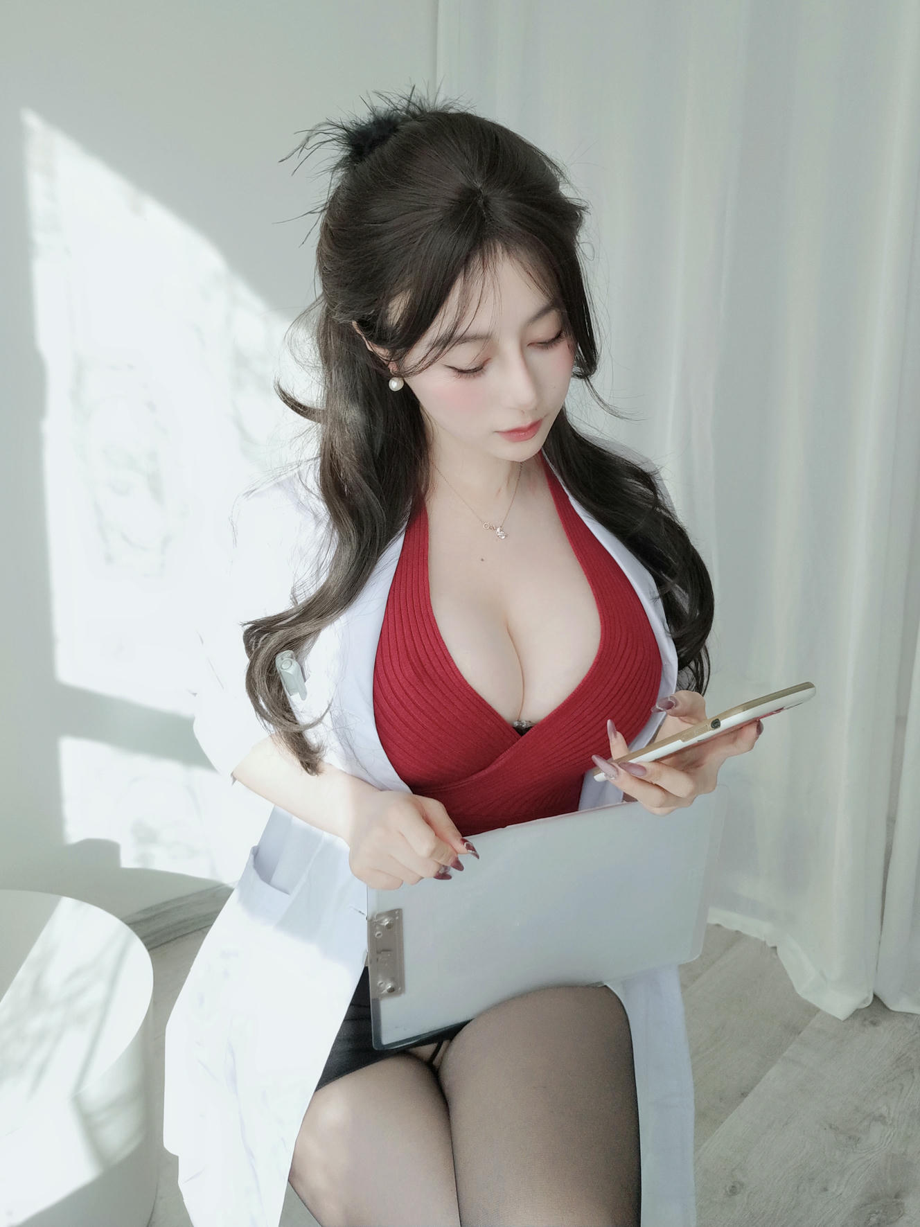 白银81 NO.152 24年02月会员合集26套[330P 8V 3.12G]-2024-02-07 保健室の先生3 [19P-168.22MB]_第1集