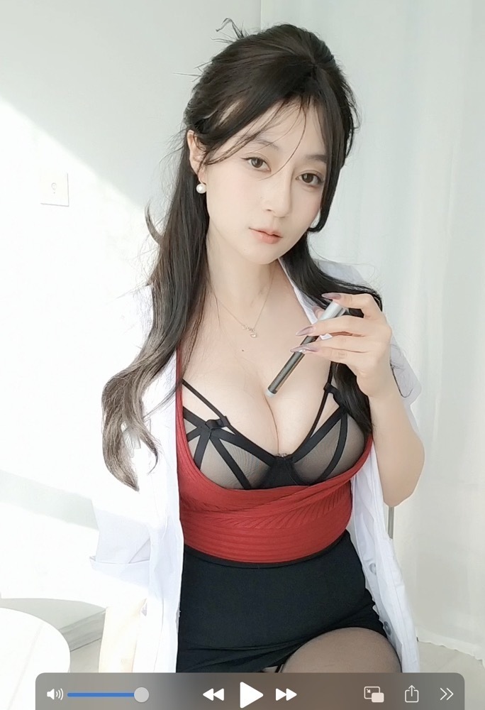 白银81 NO.152 24年02月会员合集26套[330P 8V 3.12G]-2024-02-08 保健室の先生4 [1P1V-127.35MB]_第1集