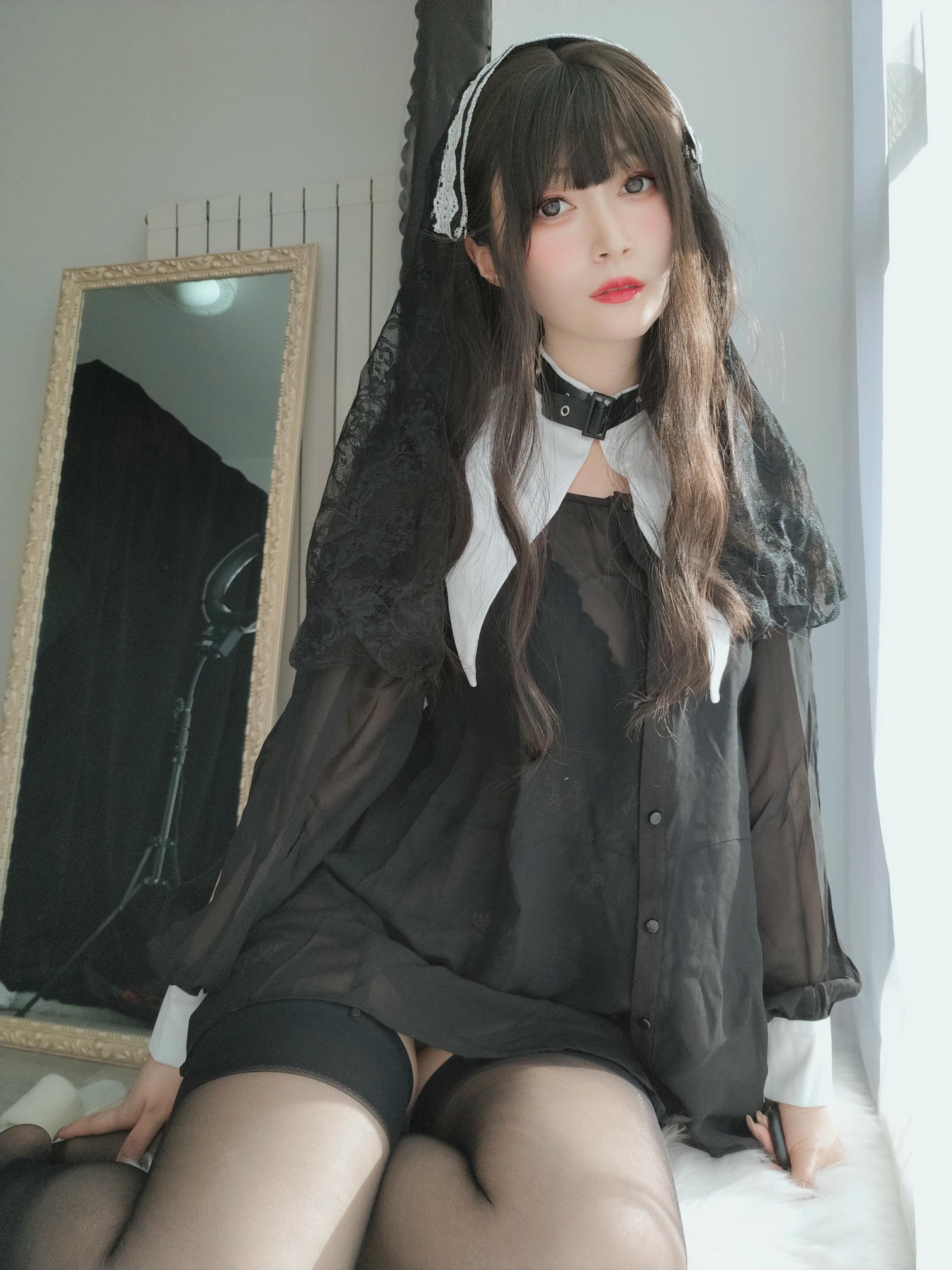 白银81 NO.072 蕾丝修女 [86P7V-838MB]_第2集