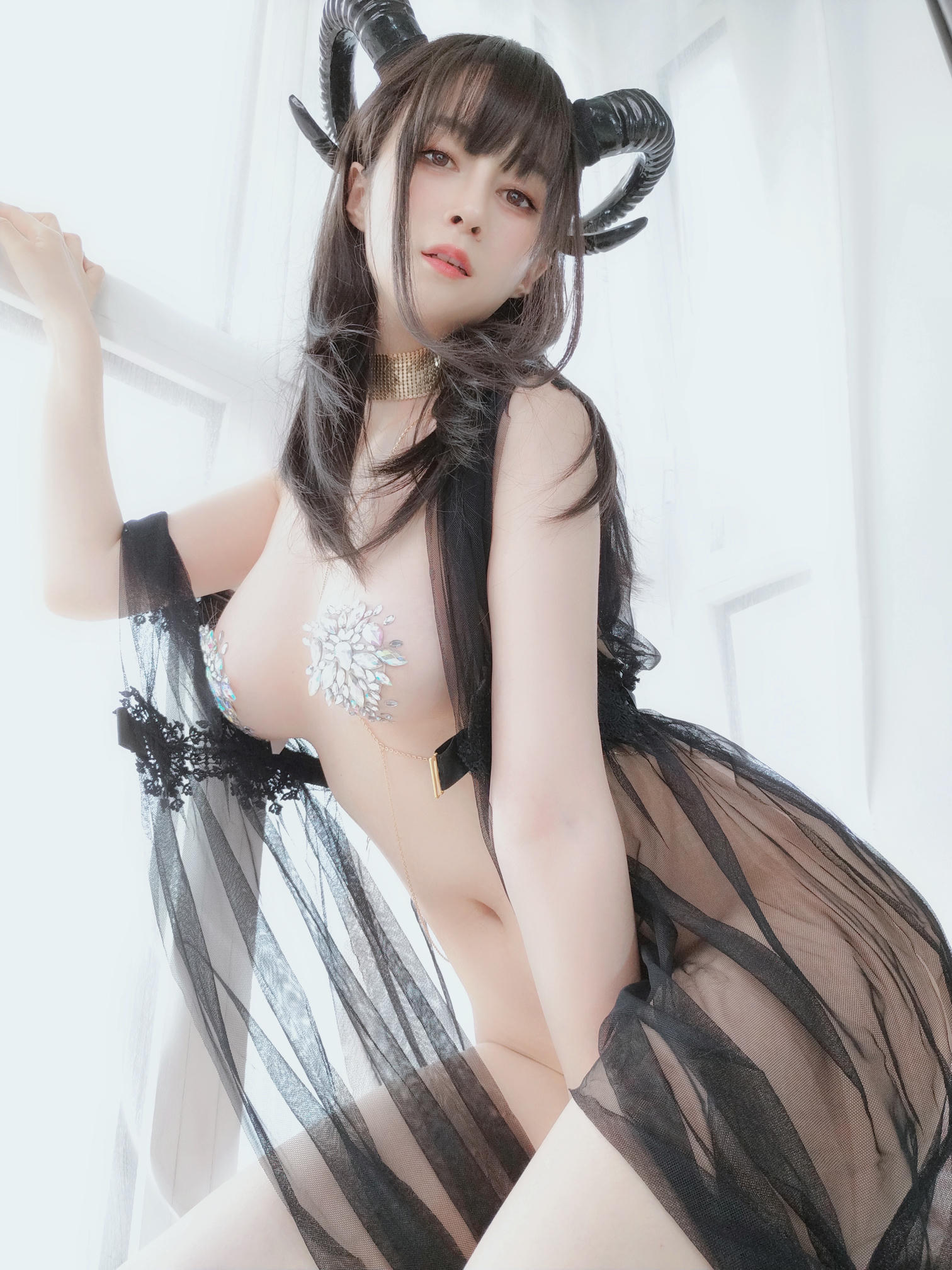 白银81 NO.073 黑精灵 [73P3V-249MB]_第4集