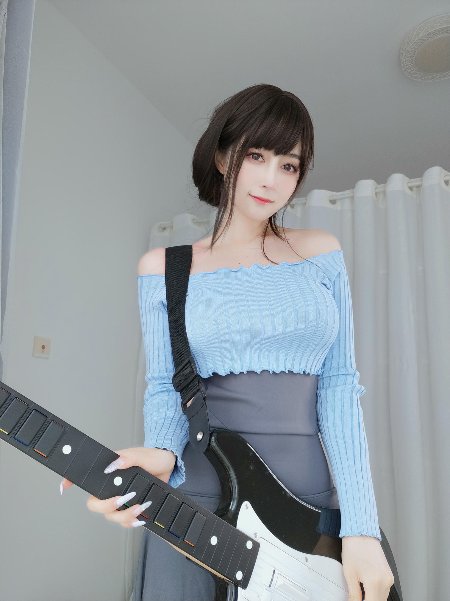 白银81 NO.080 吉他妹妹 [164P-888MB]_第2集