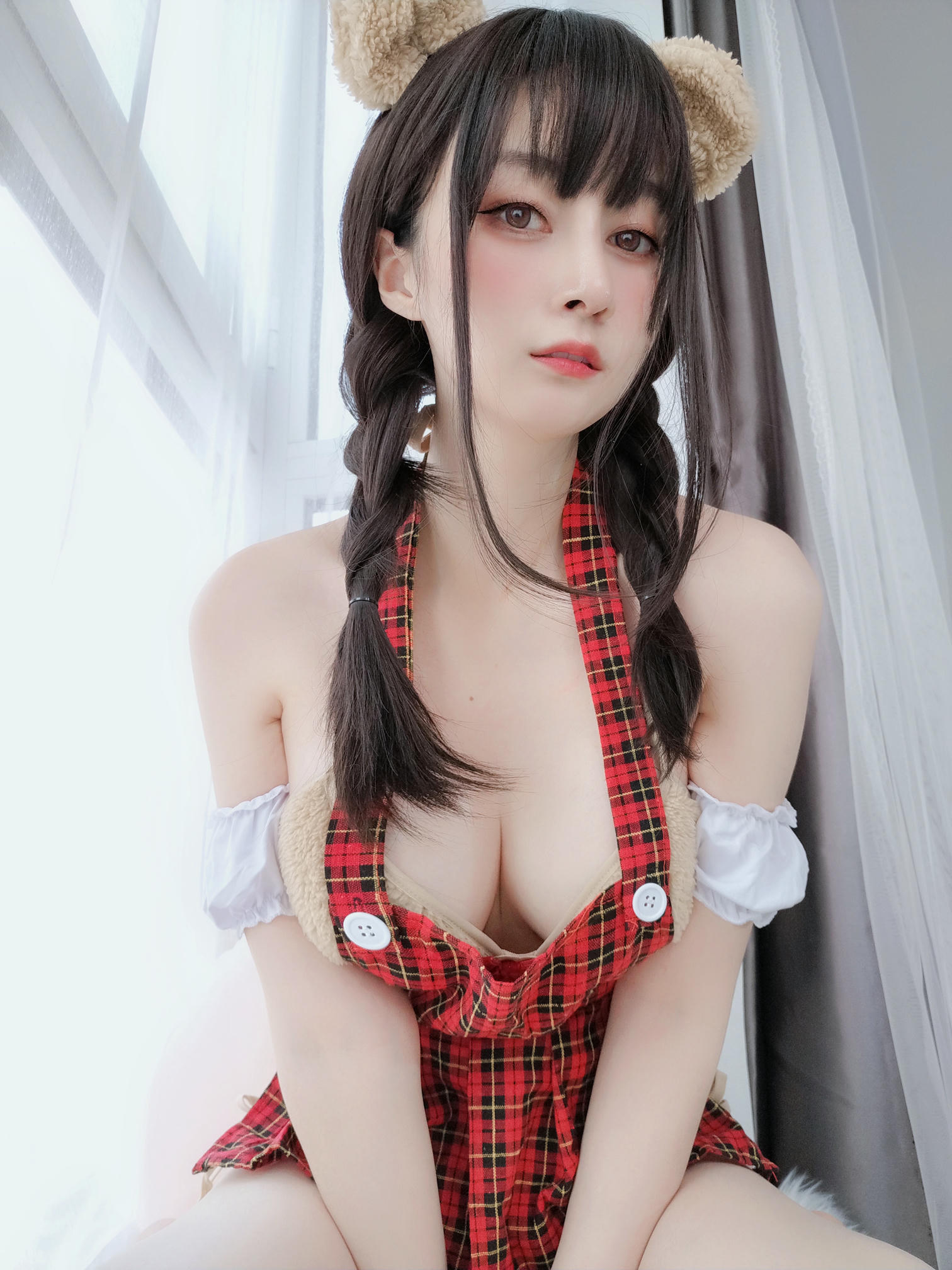 白银81 NO.083 可爱的熊 [56P5V-287MB]_第1集