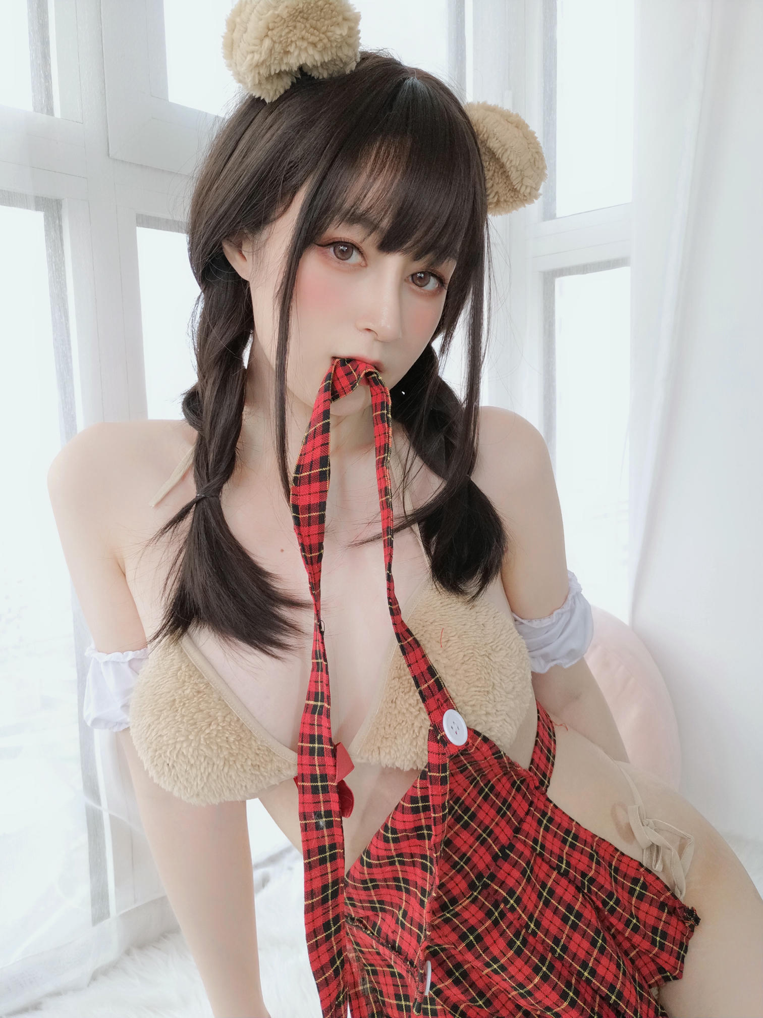 白银81 NO.083 可爱的熊 [56P5V-287MB]_第2集