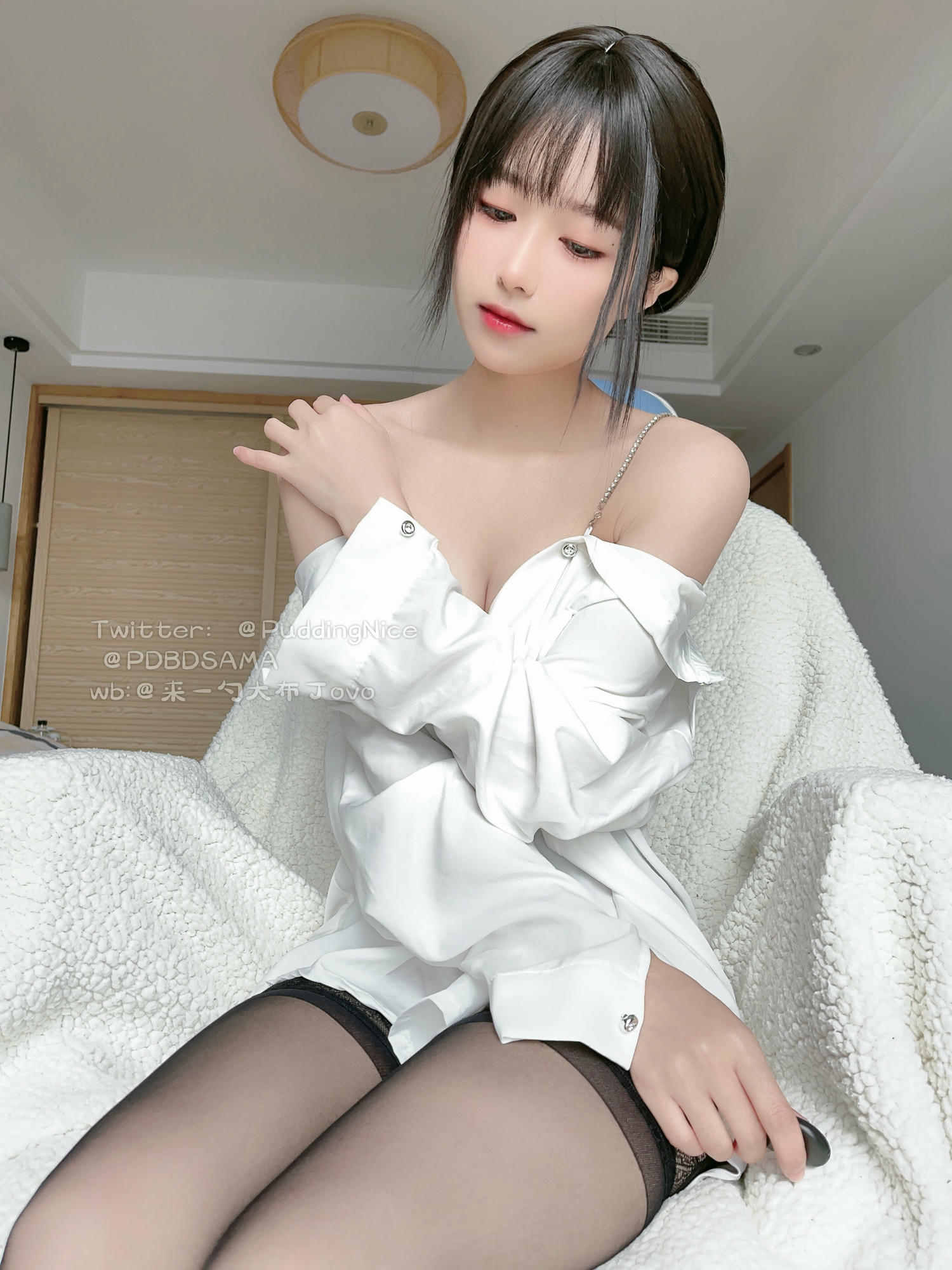 布丁大法 NO.033 衬衫吊带黑丝[24P1V-252M]_第1集