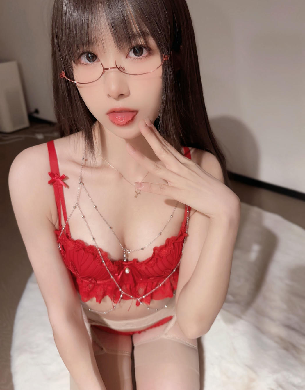 布丁大法 NO.077  覆盆子眼镜娘 [44P4V 215MB]_第1集