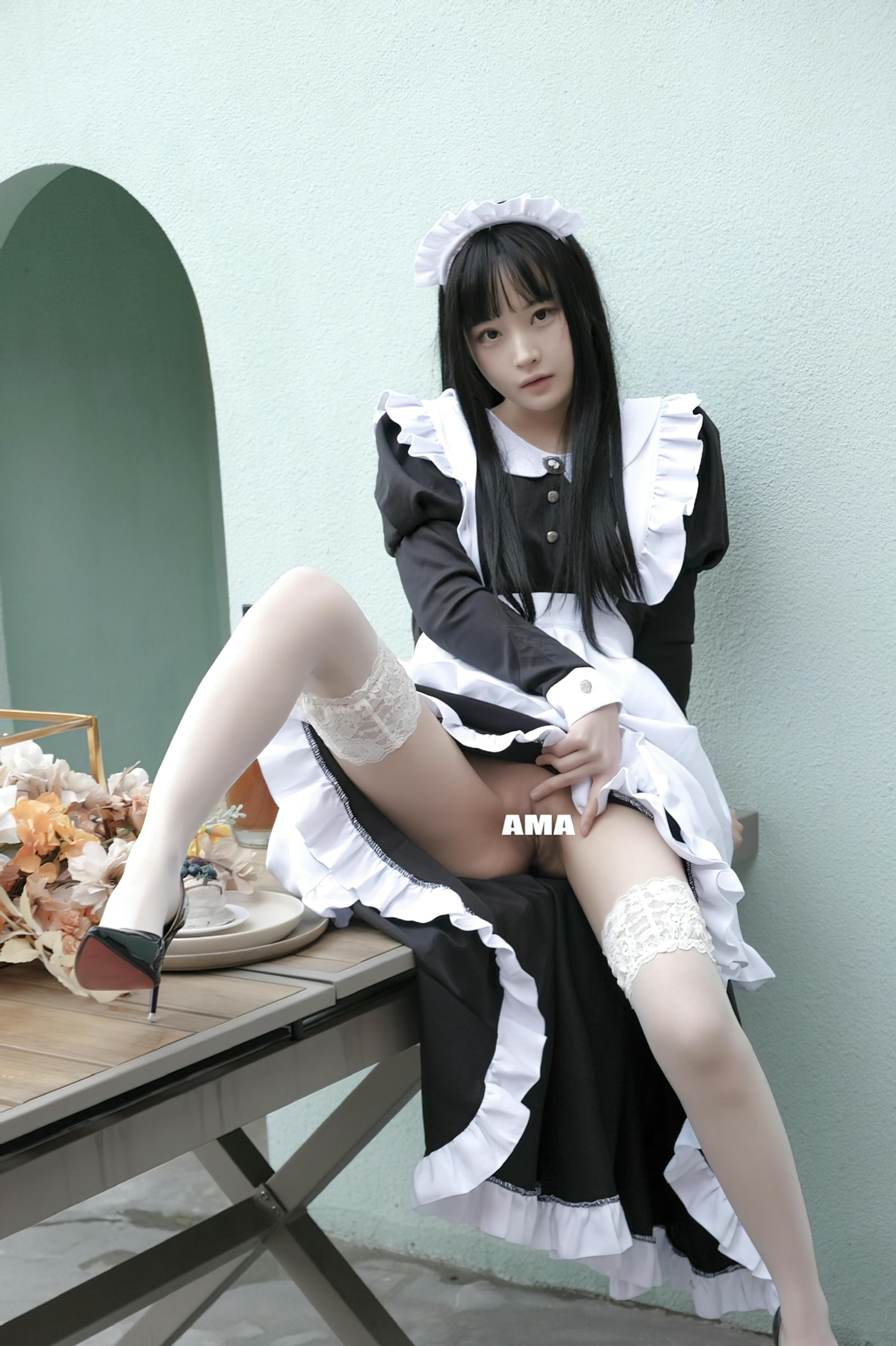 白莉爱吃巧克力 NO.000 马甲xiaoze2022 [195P1V 3.40GB]-NO.03 私房女仆 [25p]_第1集