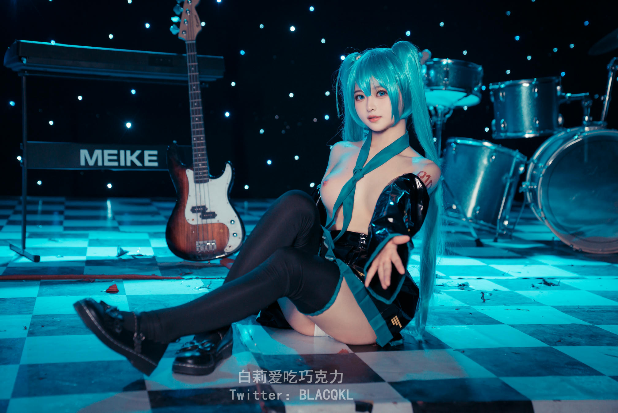 白莉爱吃巧克力 NO.004 miku [102P-901MB]_第4集