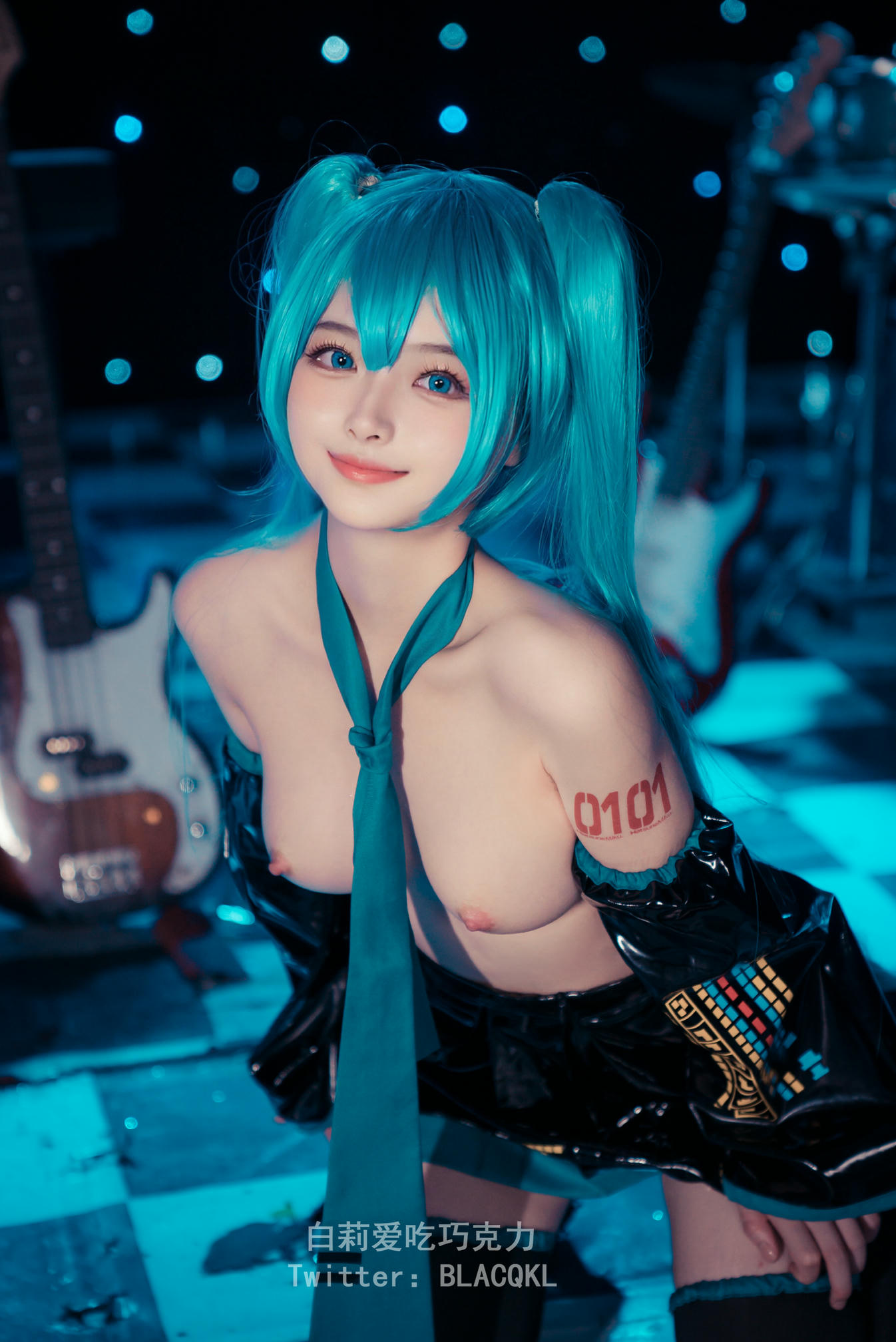 白莉爱吃巧克力 NO.004 miku [102P-901MB]_第4集