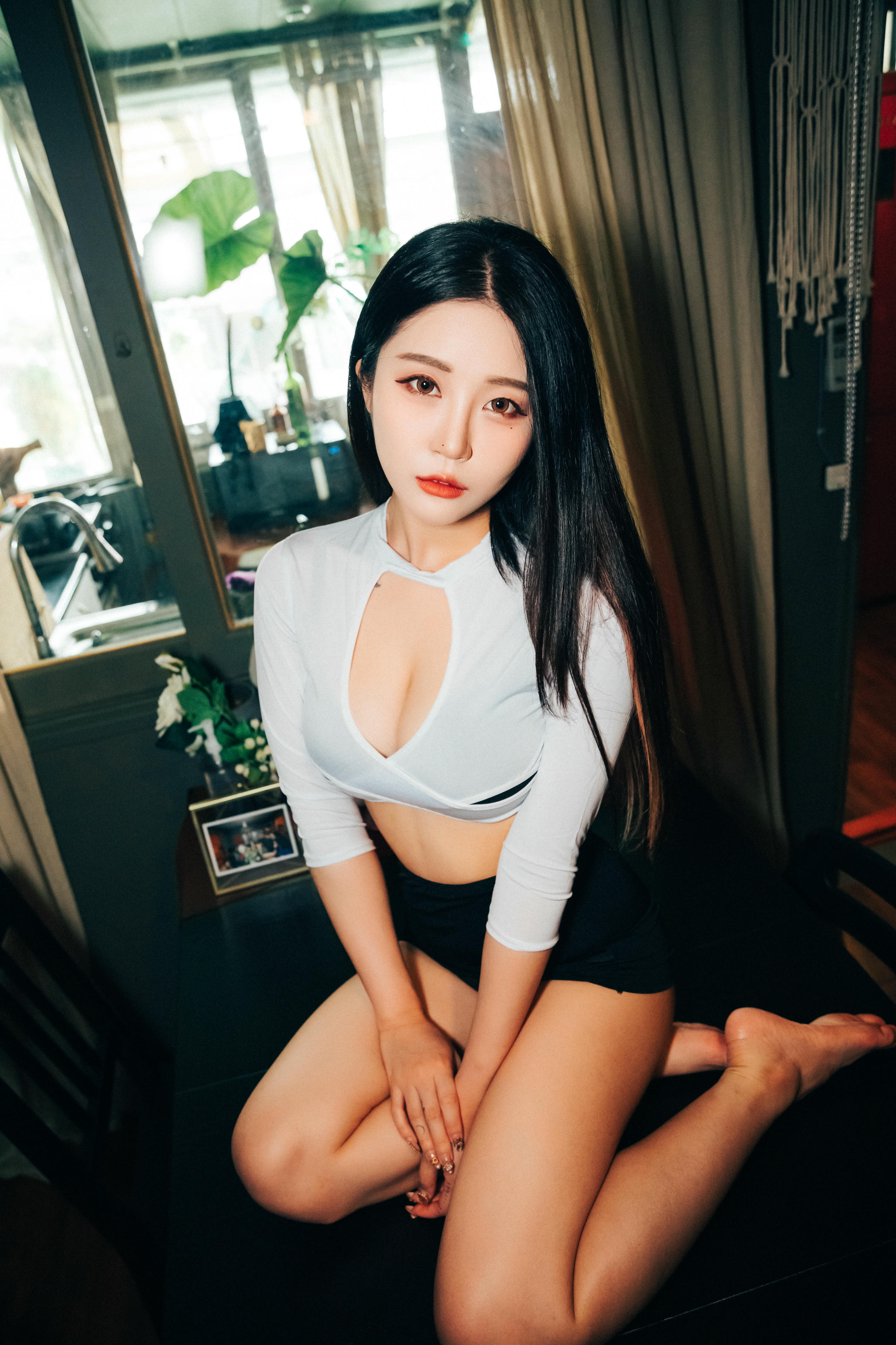 Bomi (보미) NO.005 [LOOZY] Roomate [52P-955MB]_第3集