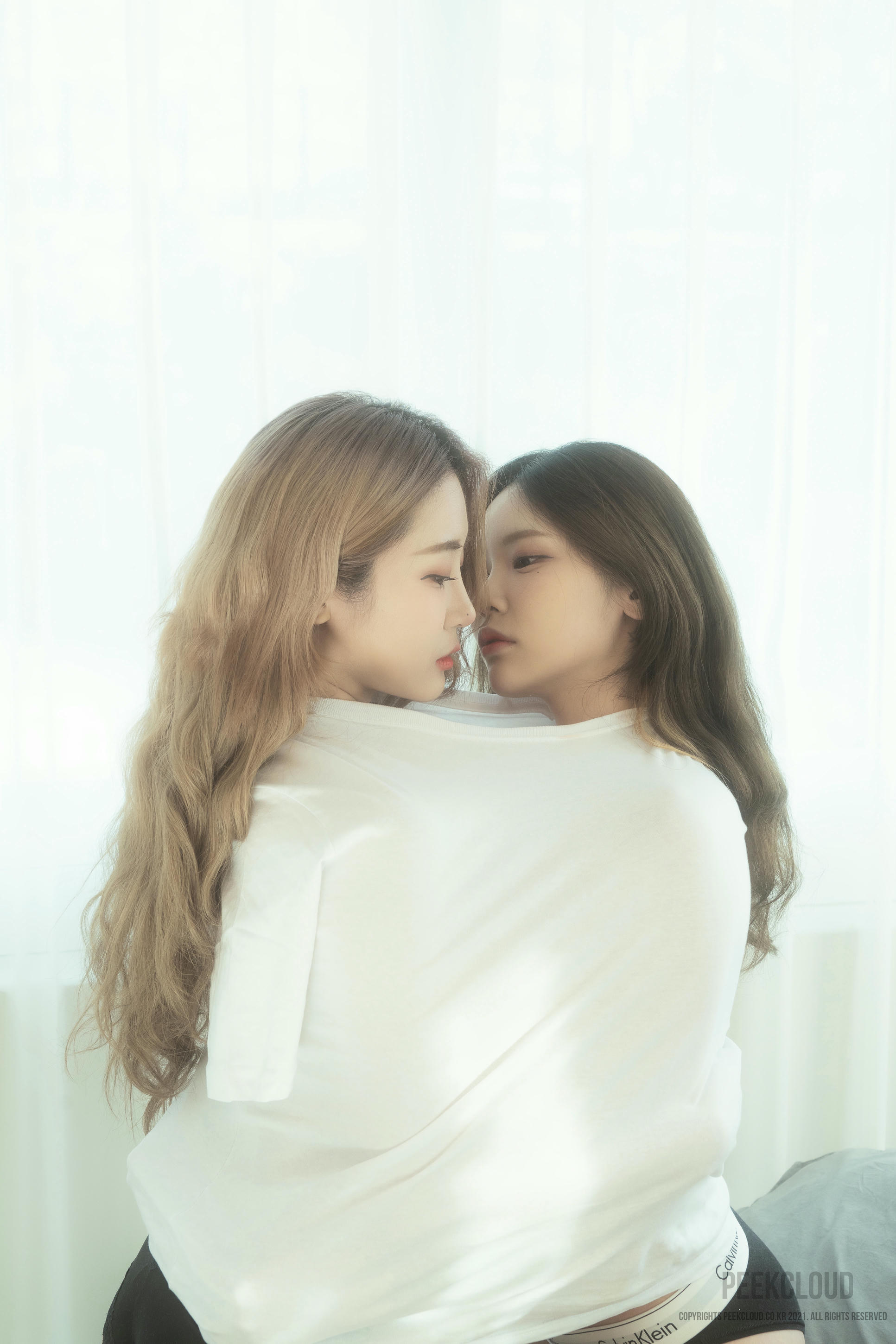 Bomi (보미) NO.054 [PEEKCLOUD] Bomi x Yuka Christmas Twin Edition [115P-1.29GB]_第1集