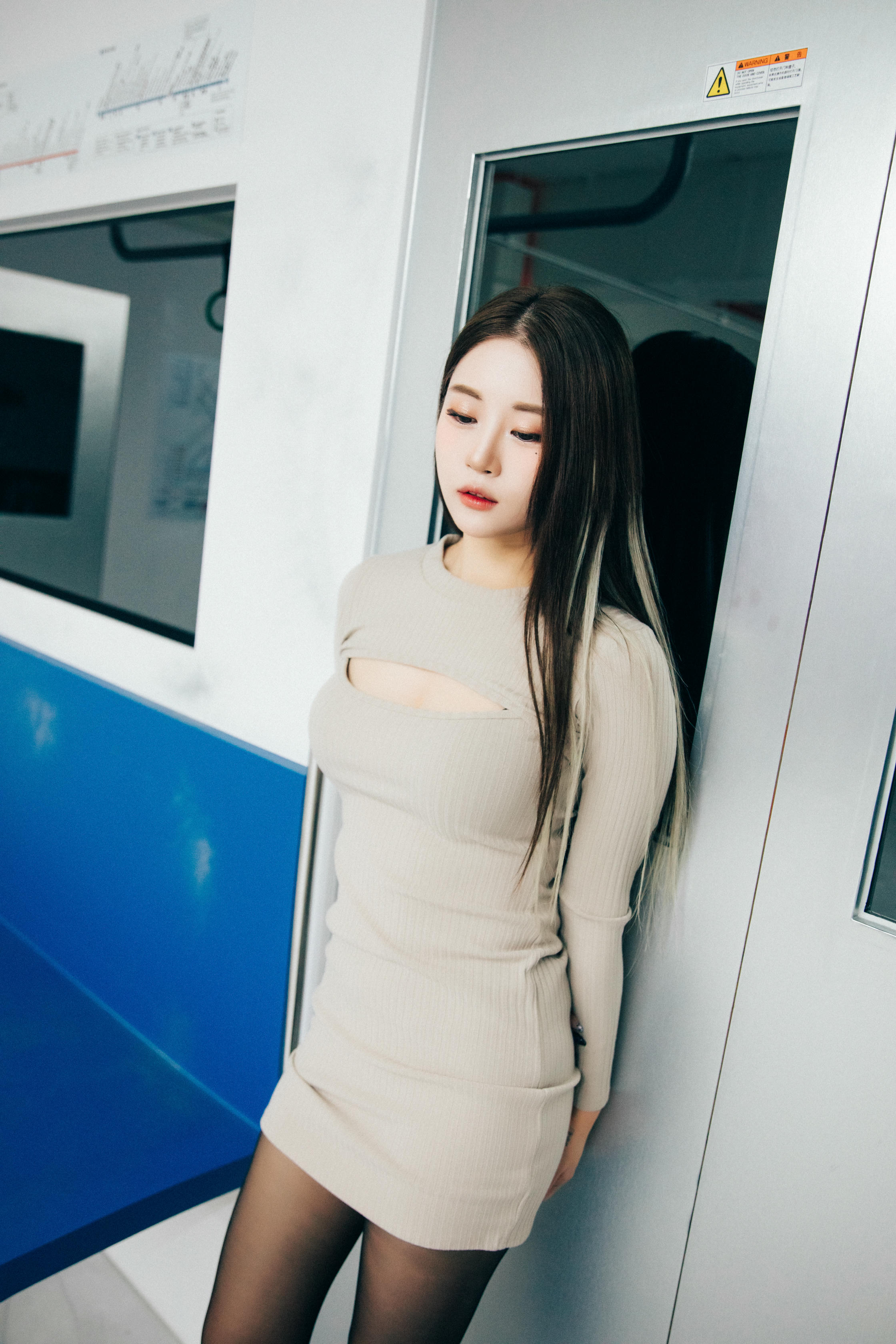 Bomi (보미) NO.061 Loozy Bondage subway [100P-2.13GB]_第1集