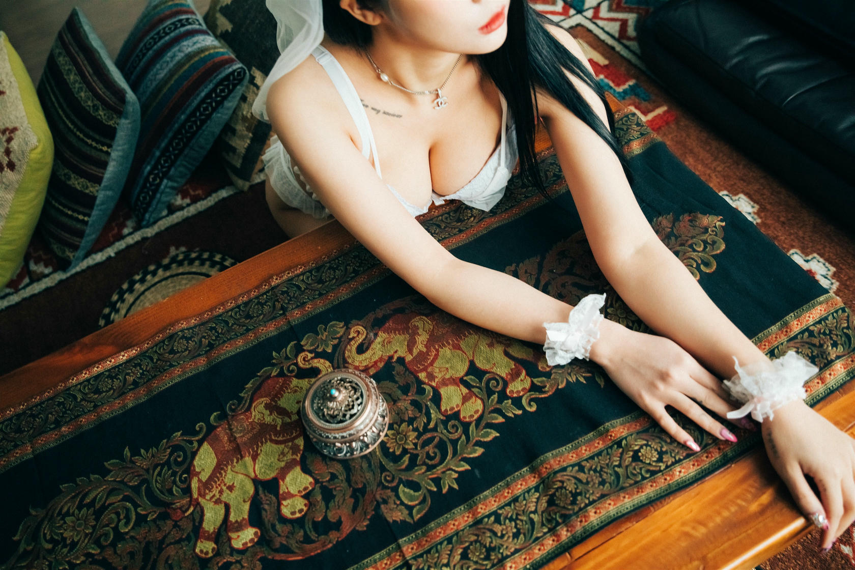 024_Loozy Bomi (보미) - Holiday [94P 137MB]_第3集