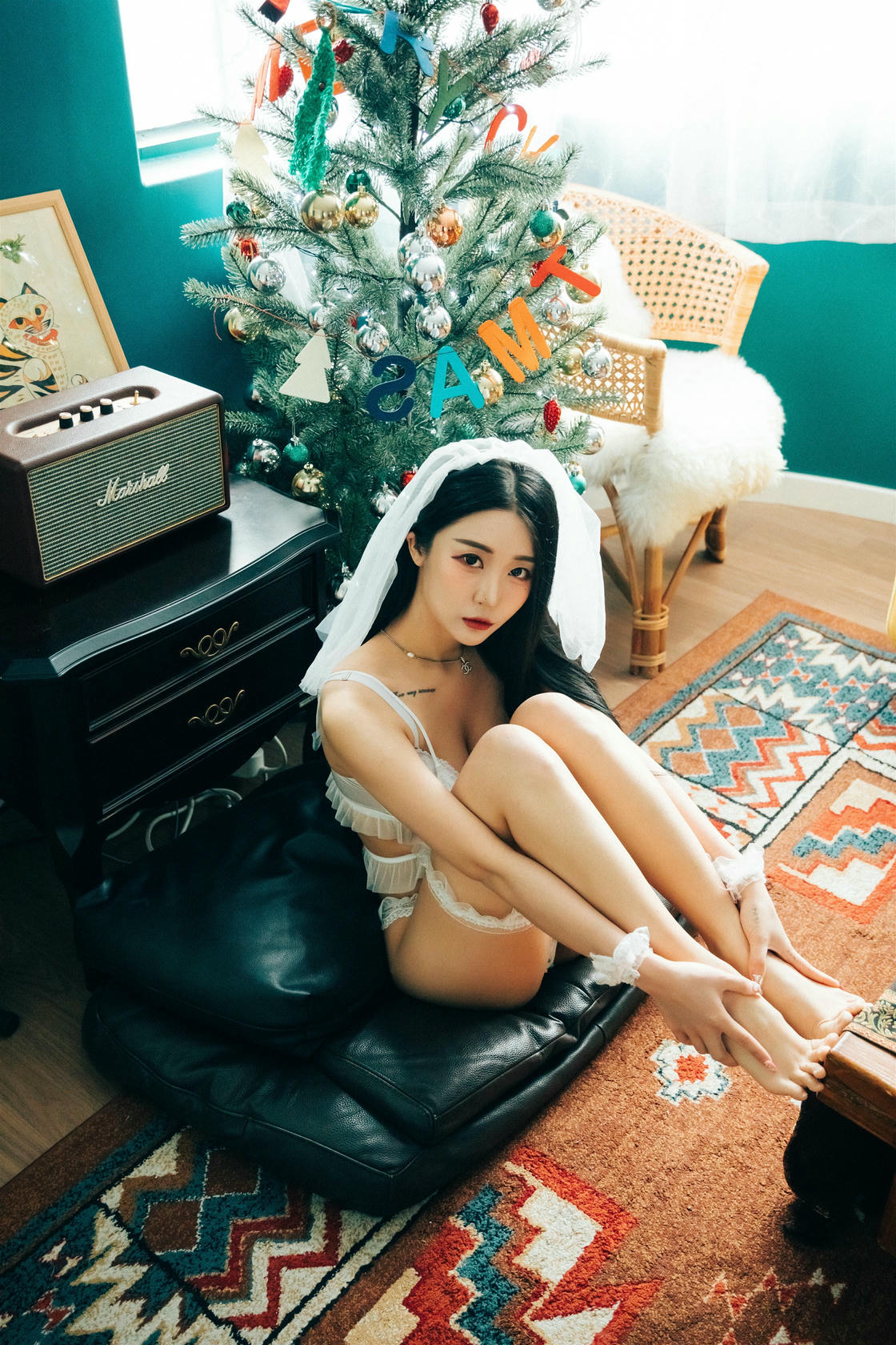 024_Loozy Bomi (보미) - Holiday [94P 137MB]_第3集