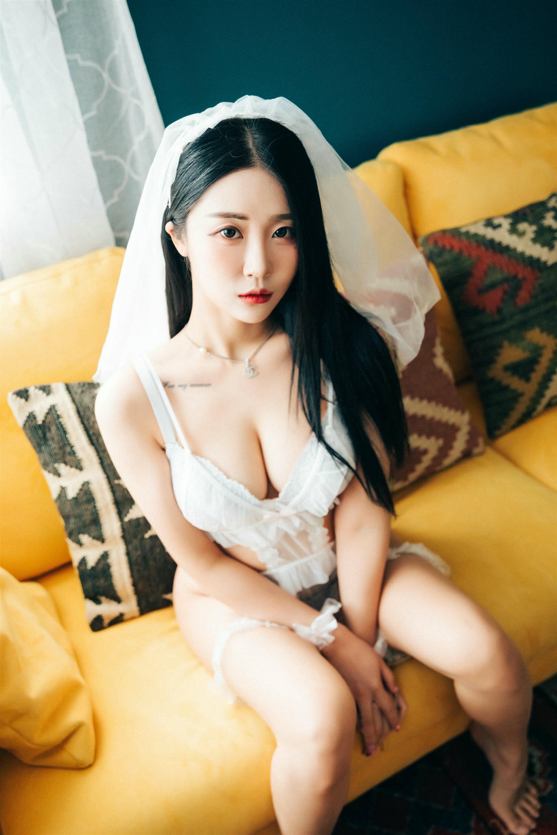 024_Loozy Bomi (보미) - Holiday [94P 137MB]_第1集