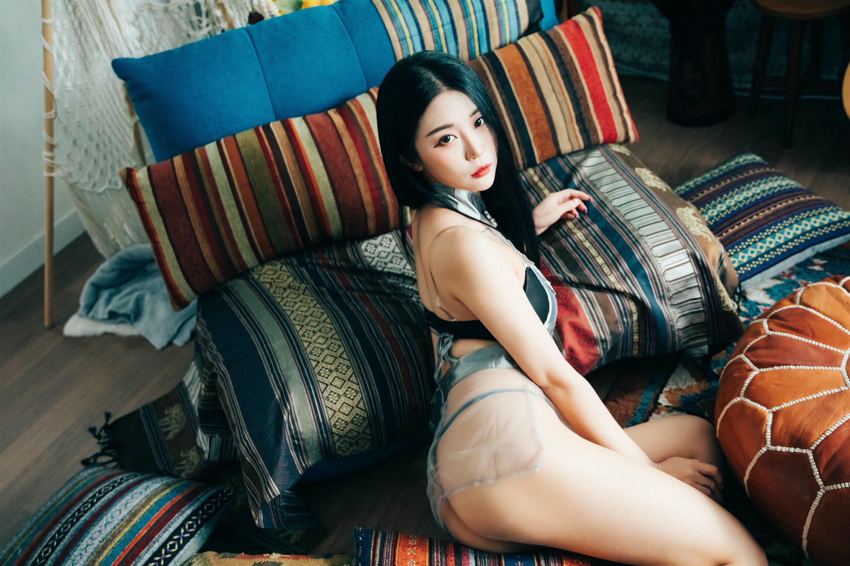 024_Loozy Bomi (보미) - Holiday [94P 137MB]_第4集
