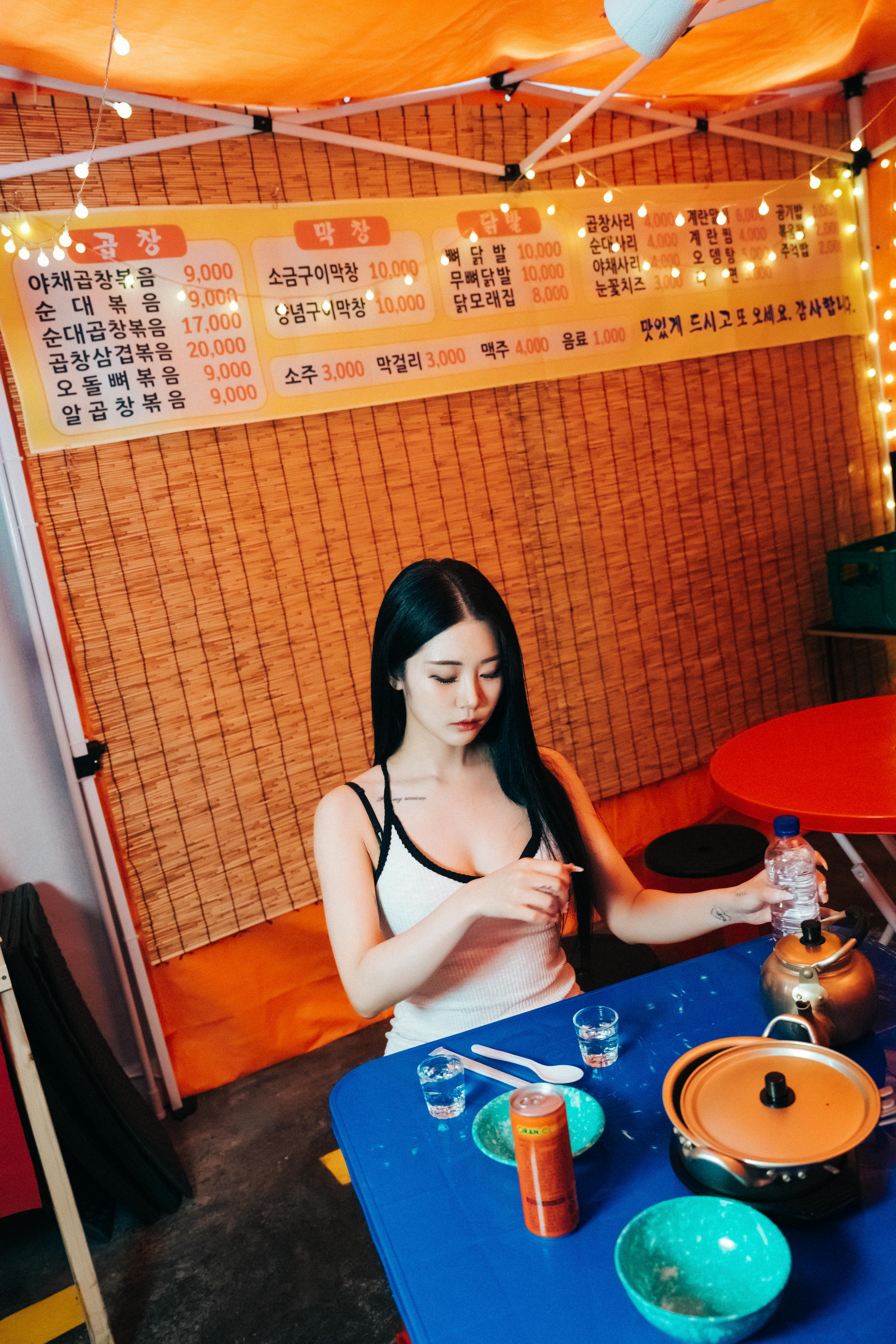 Bomi (보미) NO.084 Loozy Street Stall [112P5V／3.23GB]_第1集