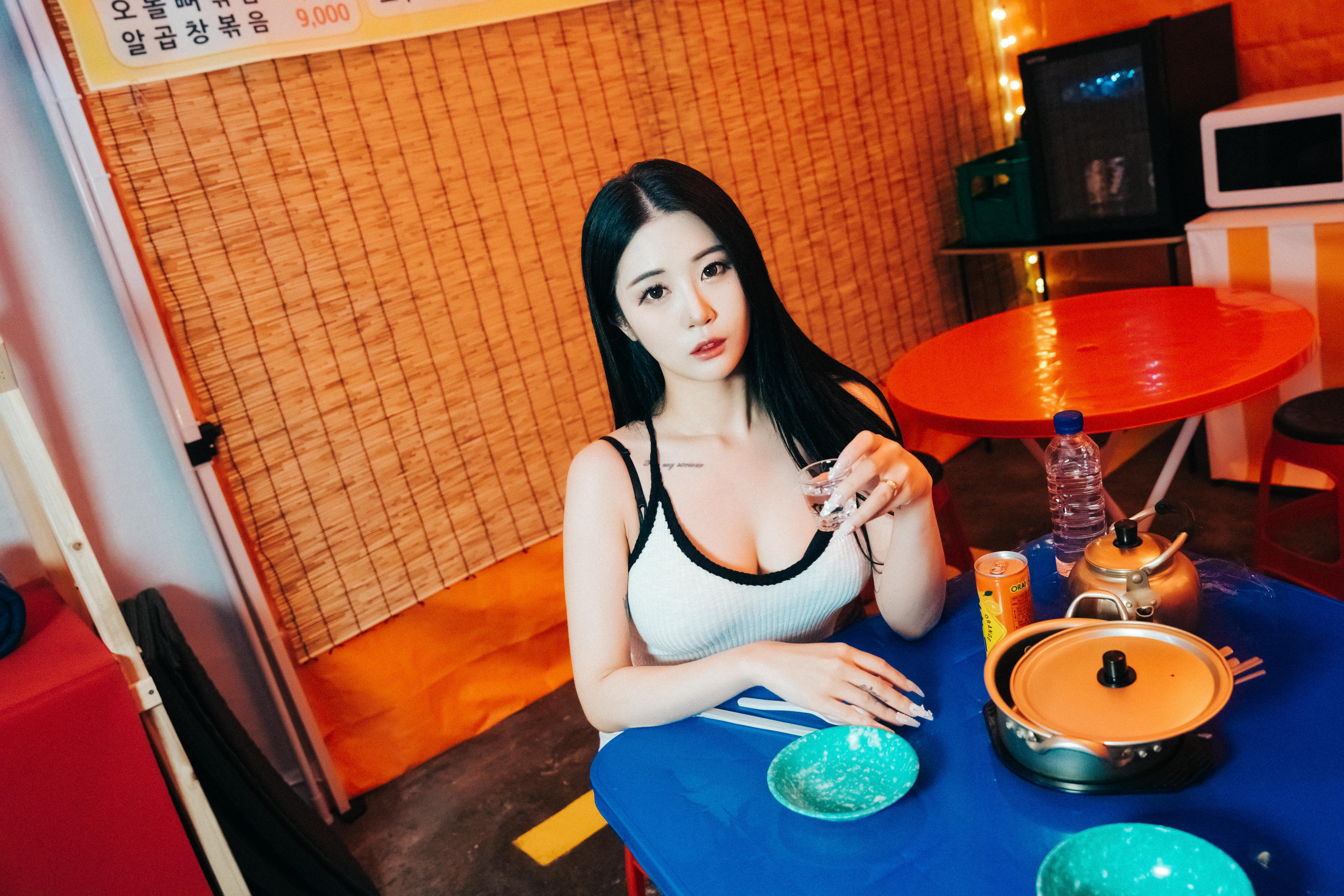 Bomi (보미) NO.084 Loozy Street Stall [112P5V／3.23GB]_第1集