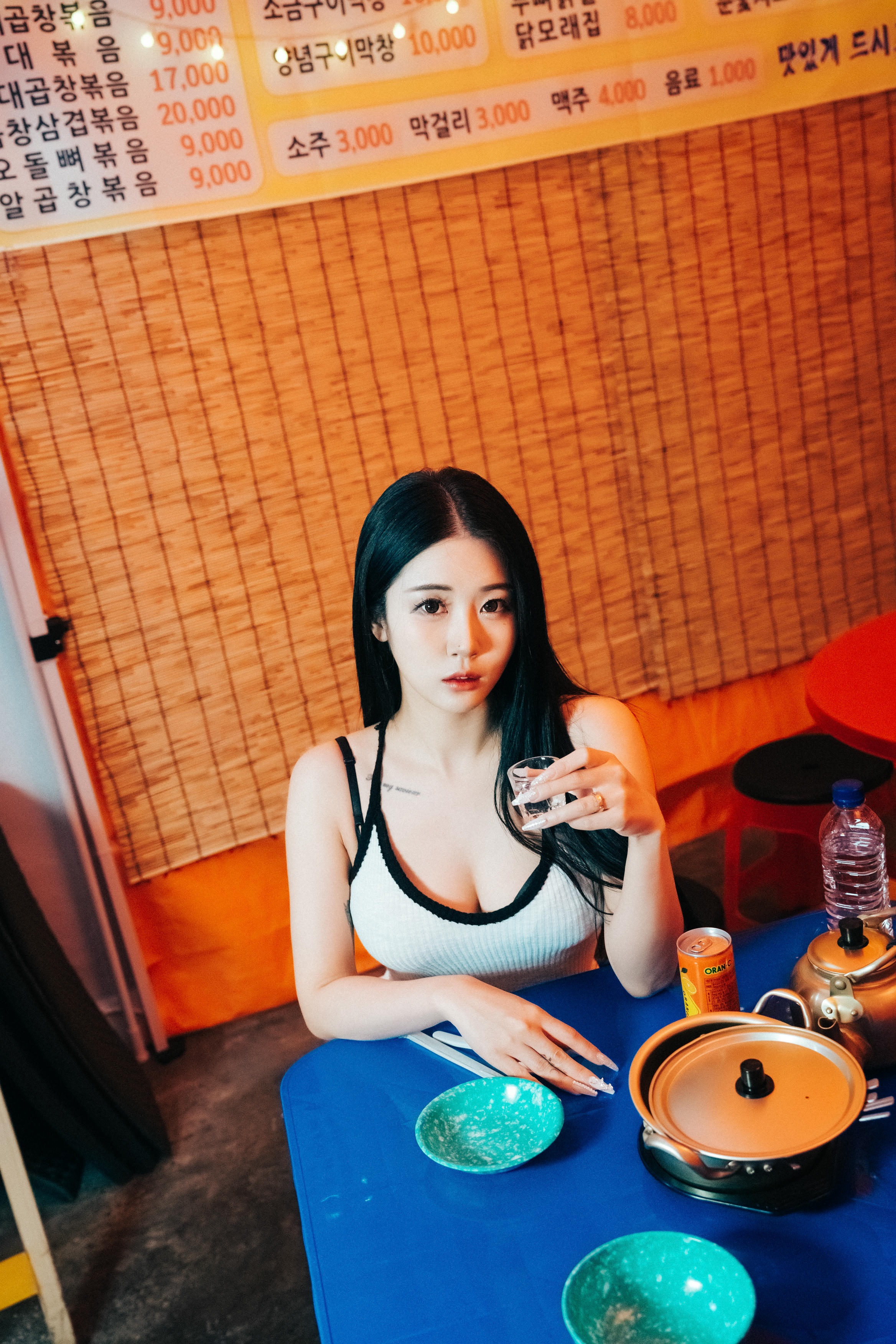 Bomi (보미) NO.084 Loozy Street Stall [112P5V／3.23GB]_第1集