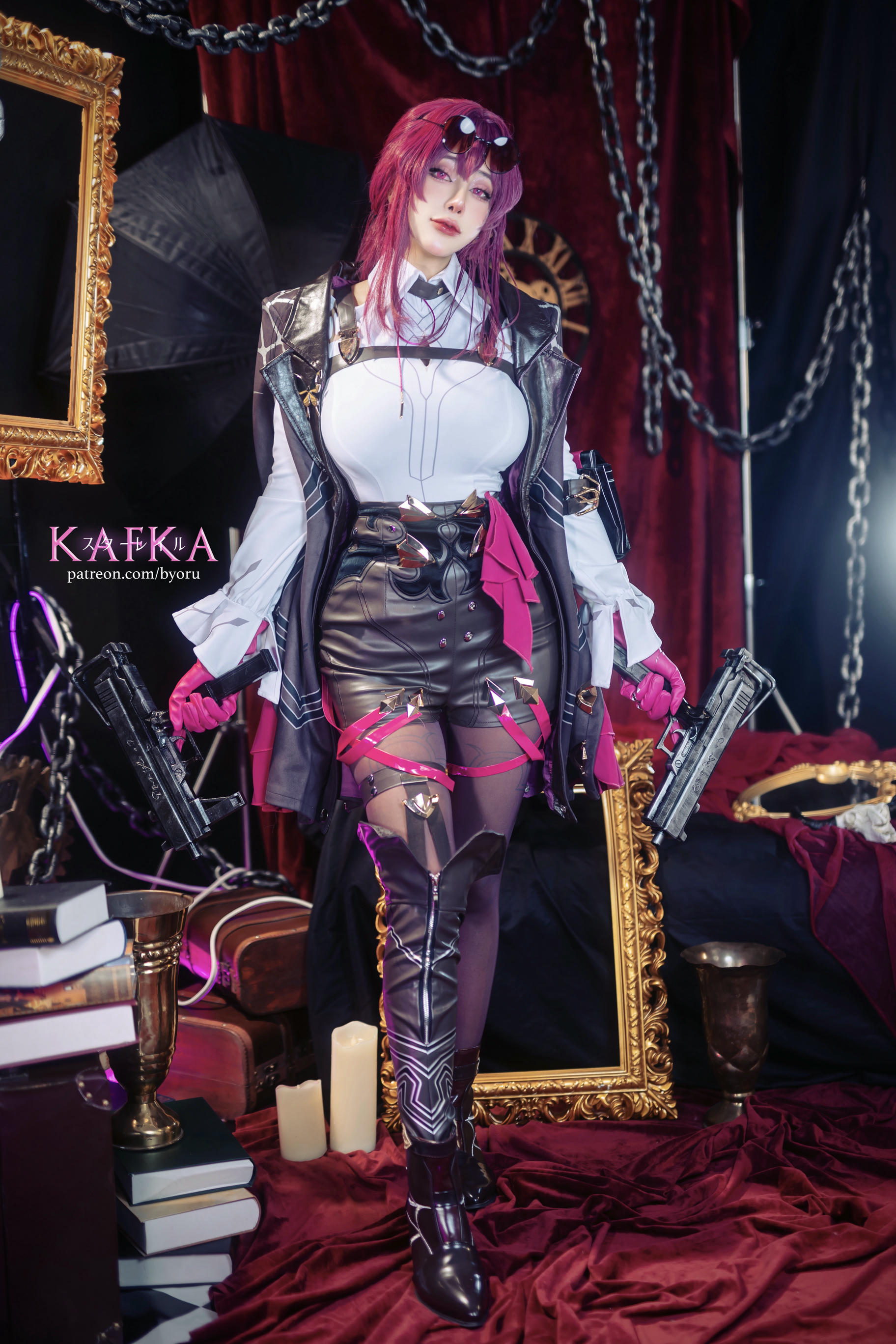 日本coser-Byoru NO.244 Kafka卡芙卡（星铁）[50P25V 1.7GB]_第1集