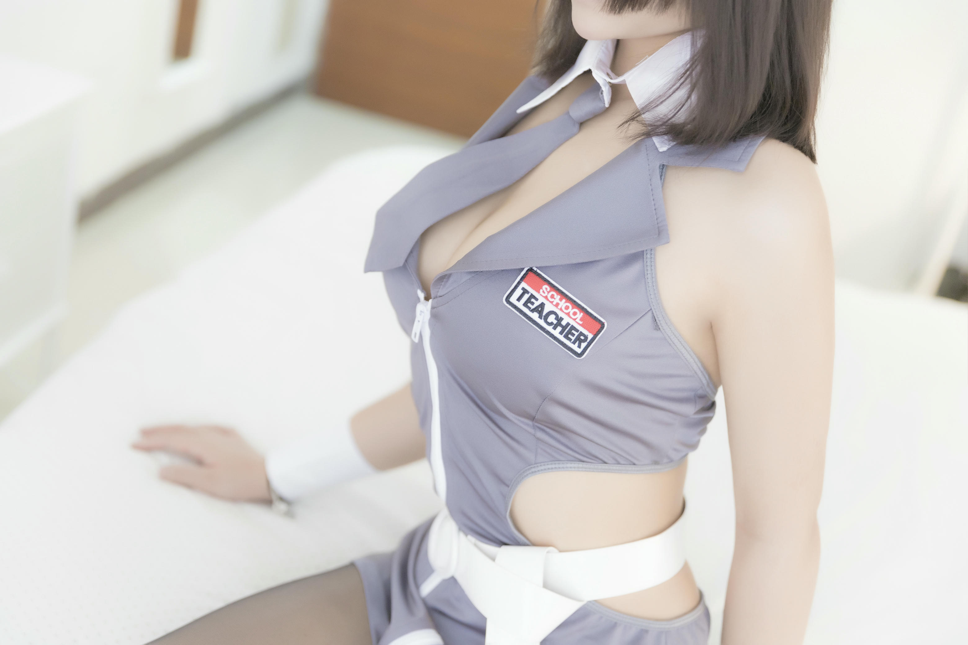 抱走莫子aa NO.005 黑丝 (45P)_第2集