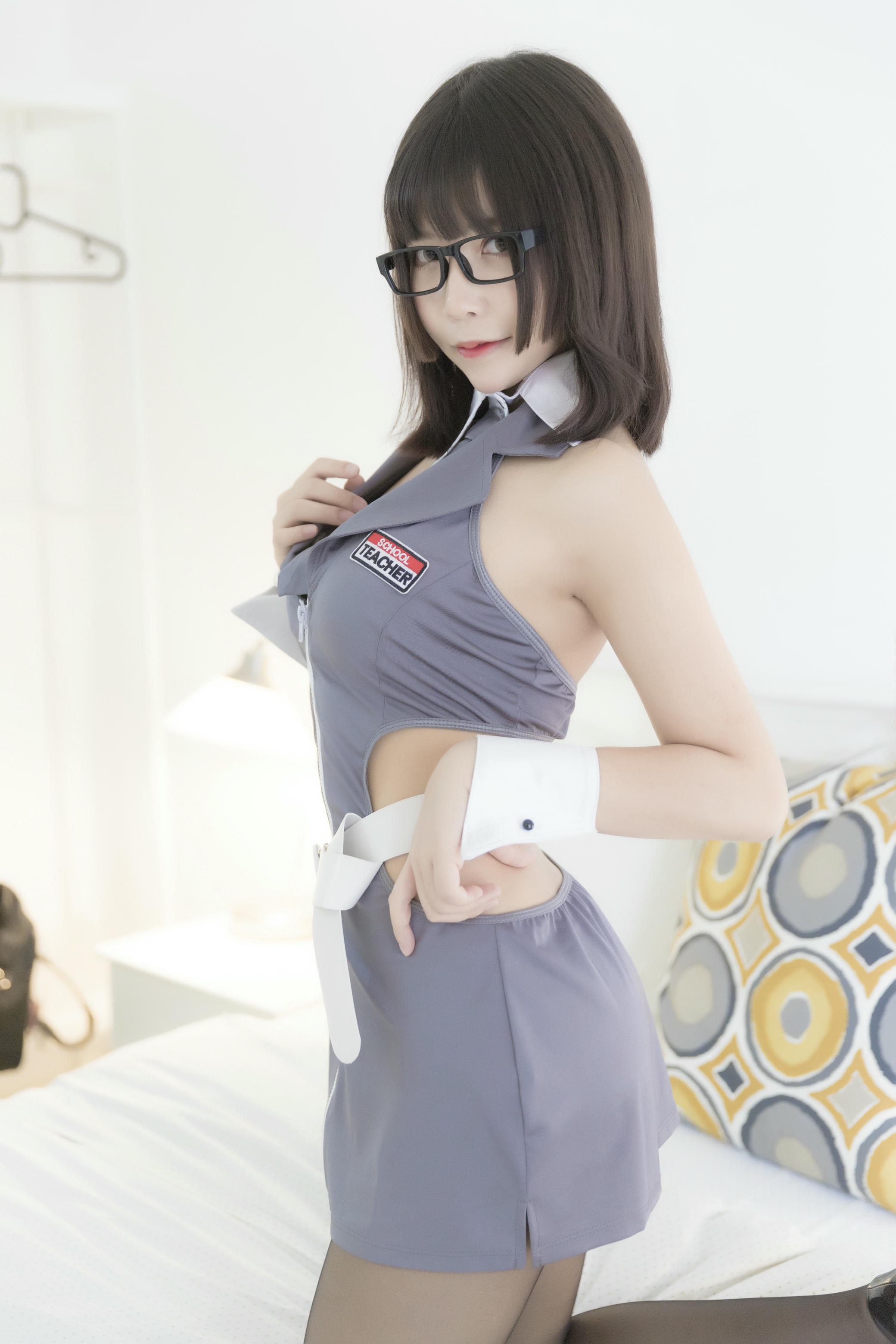 抱走莫子aa NO.005 黑丝 (45P)_第2集