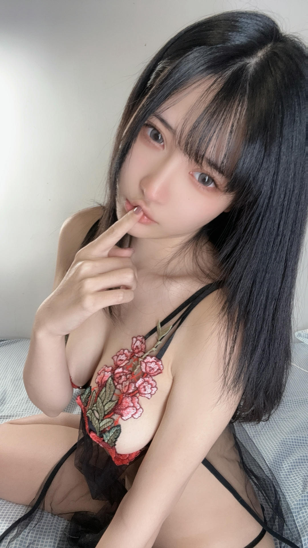 糖果果Candy NO.005 红花[33P 56M]_第1集