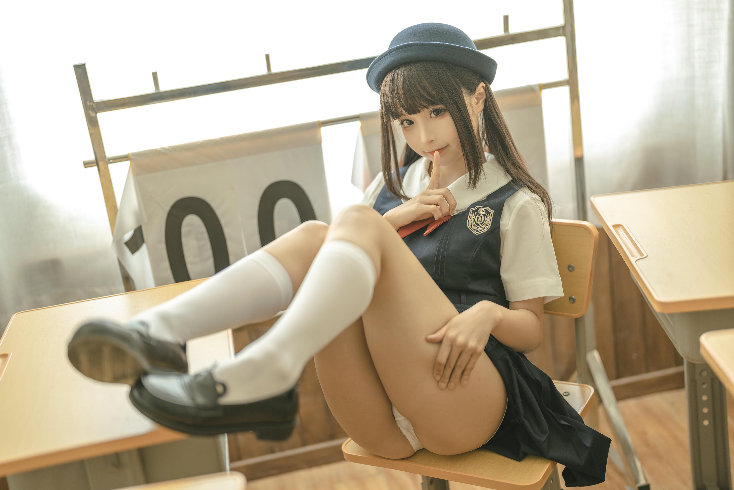蠢沫沫 NO.183 小学妹 绅士版 [30P 338MB]_第1集