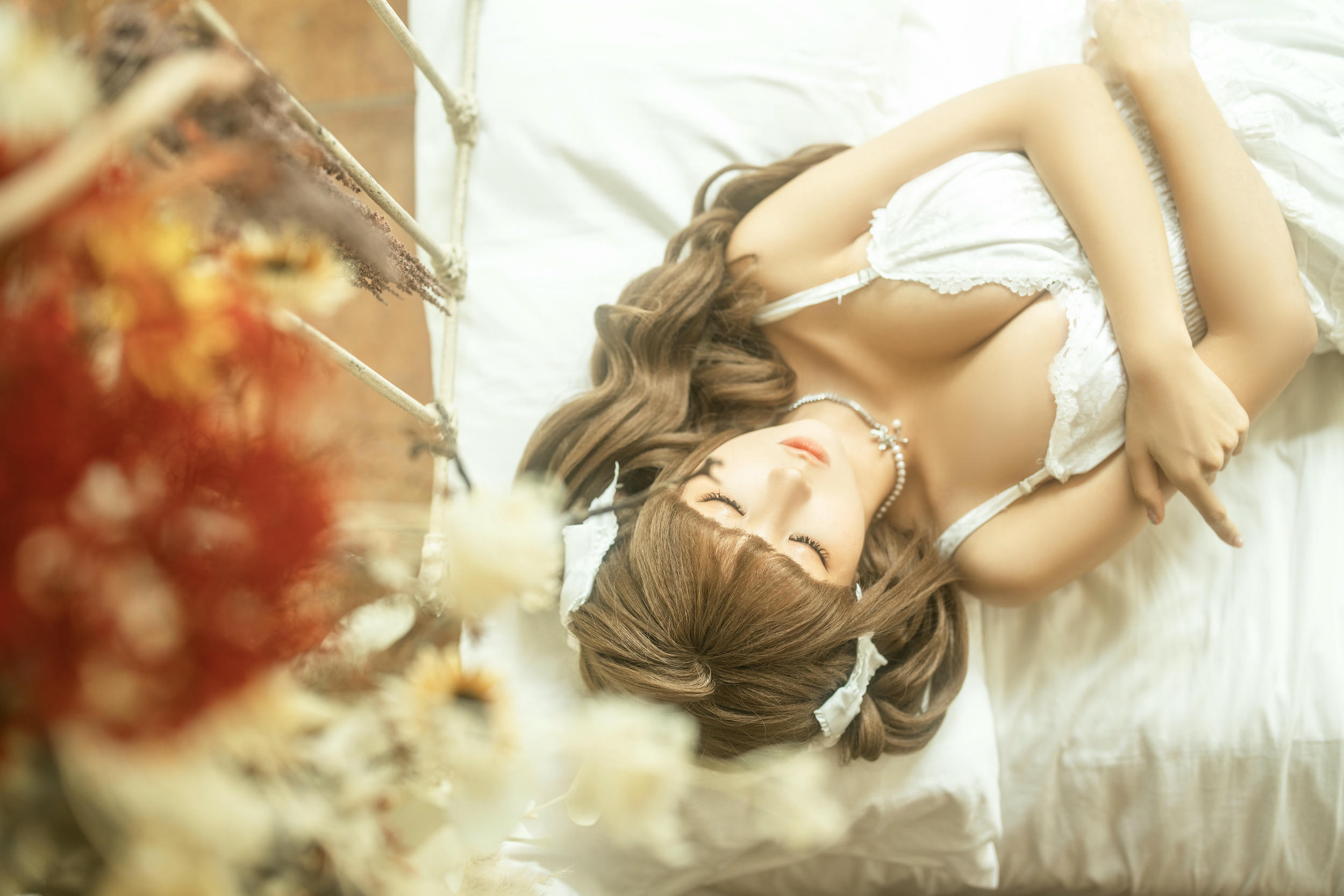 蠢沫沫 NO.292 三月T3赠品《花床》[34P 225MB]_第1集