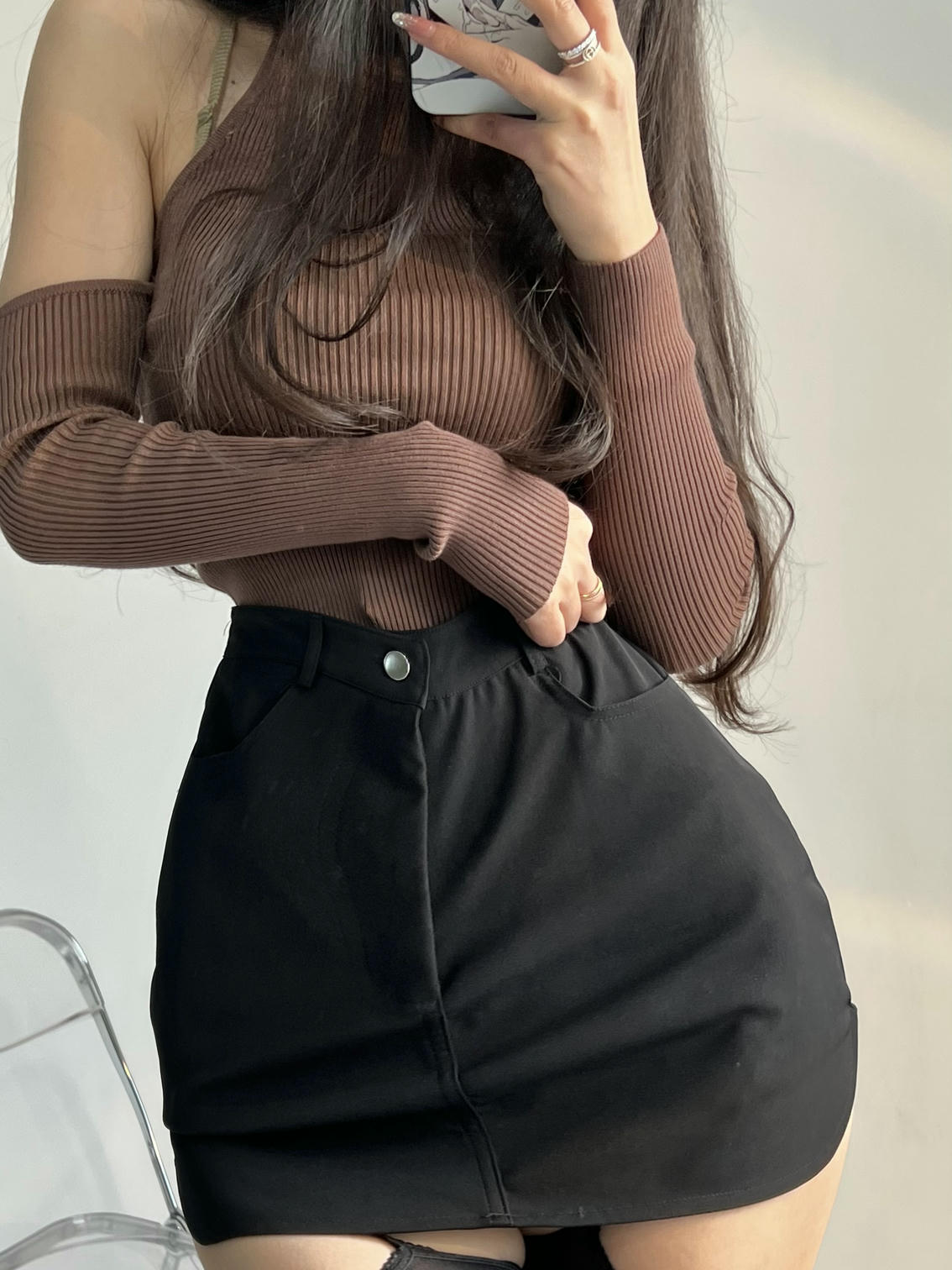 粉色的猪陈佩奇微密圈-142 春季辣妹风新款挂脖高领修身女式针织衫性感短款一字肩两穿针织衫_第1集
