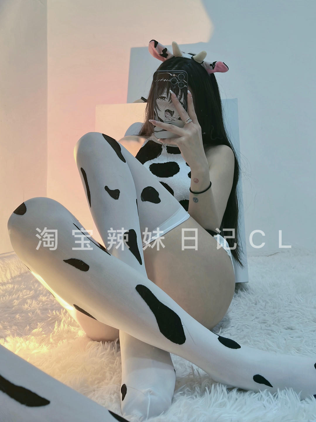 粉色的猪陈佩奇微密圈-153 情趣内衣 性感包臀 露背奶牛吊带高领毛衣针织连衣裙套装_第1集
