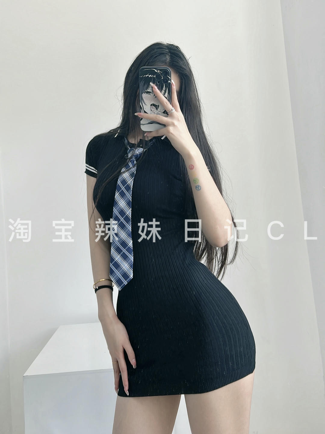 粉色的猪陈佩奇微密圈-158 夏季POLO领撞色针织连衣裙女装新款修身短袖包臀裙ins潮_第1集