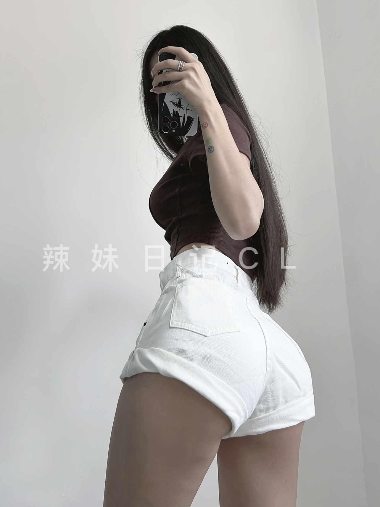 粉色的猪陈佩奇微密圈-160 高腰牛仔夏季新款欧美阔腿松紧腰卷边女纯色牛仔短裤热_第1集