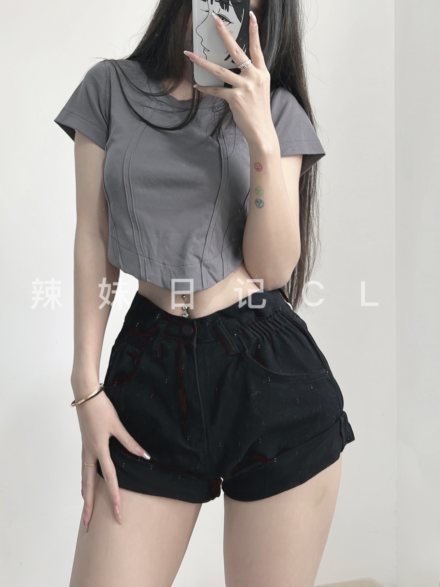 粉色的猪陈佩奇微密圈-160 高腰牛仔夏季新款欧美阔腿松紧腰卷边女纯色牛仔短裤热_第1集