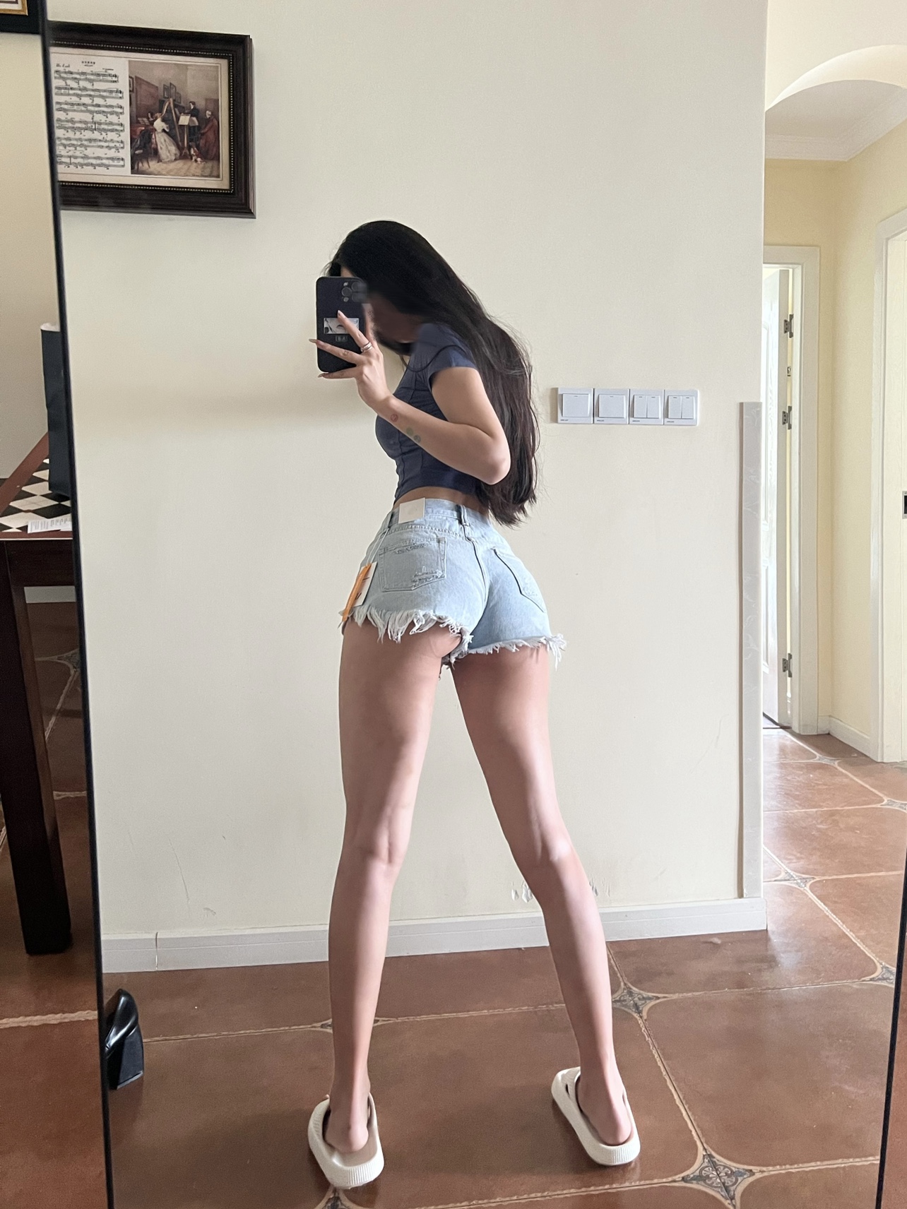 粉色的猪陈佩奇微密圈-178 高街辣妹毛边牛仔热裤新款显瘦百搭个性破洞短裤女潮夏_第1集