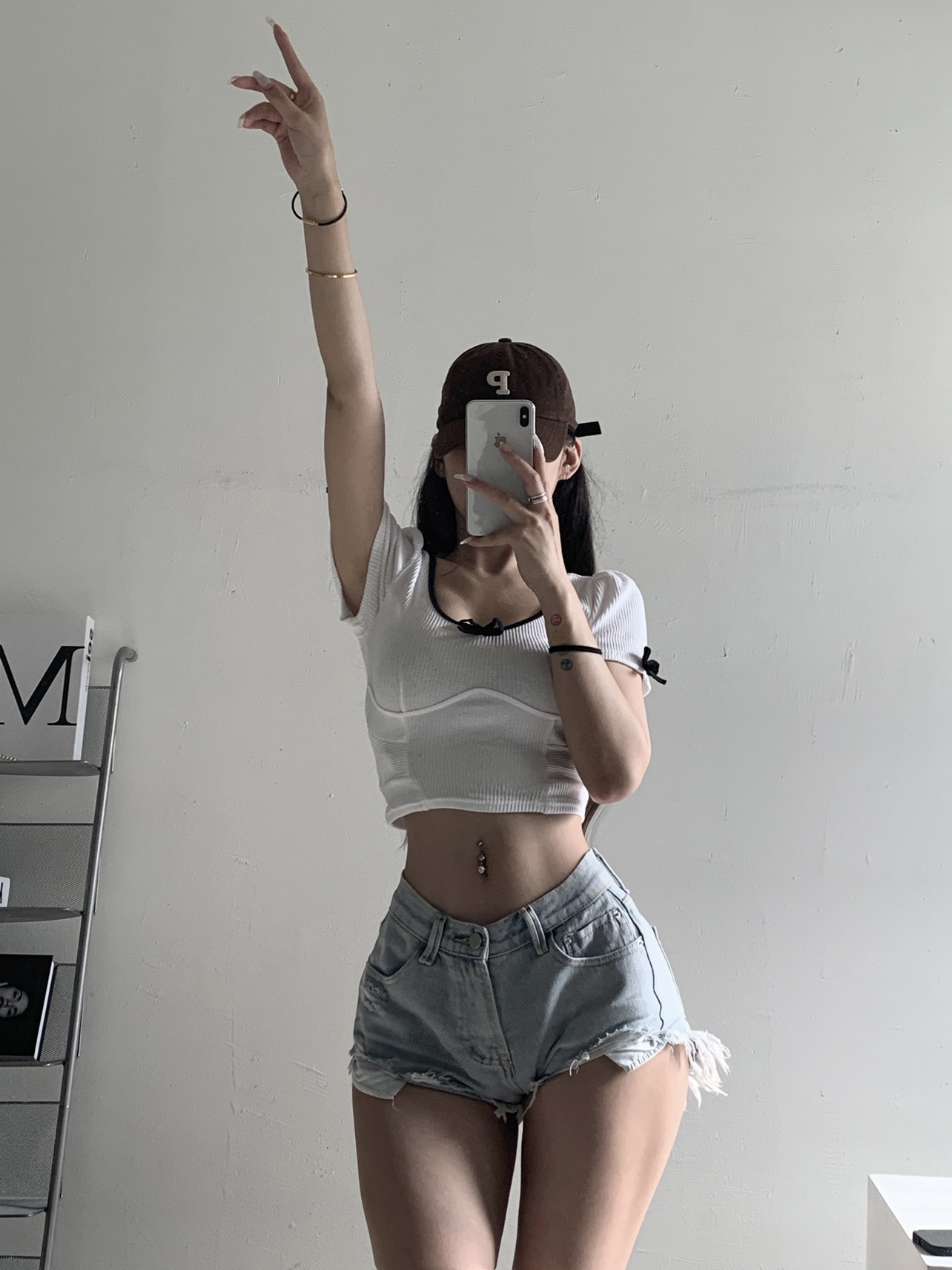 粉色的猪陈佩奇微密圈-191 夏季修身短款高腰露脐短袖上衣少女甜美螺纹针织蝴蝶_第1集