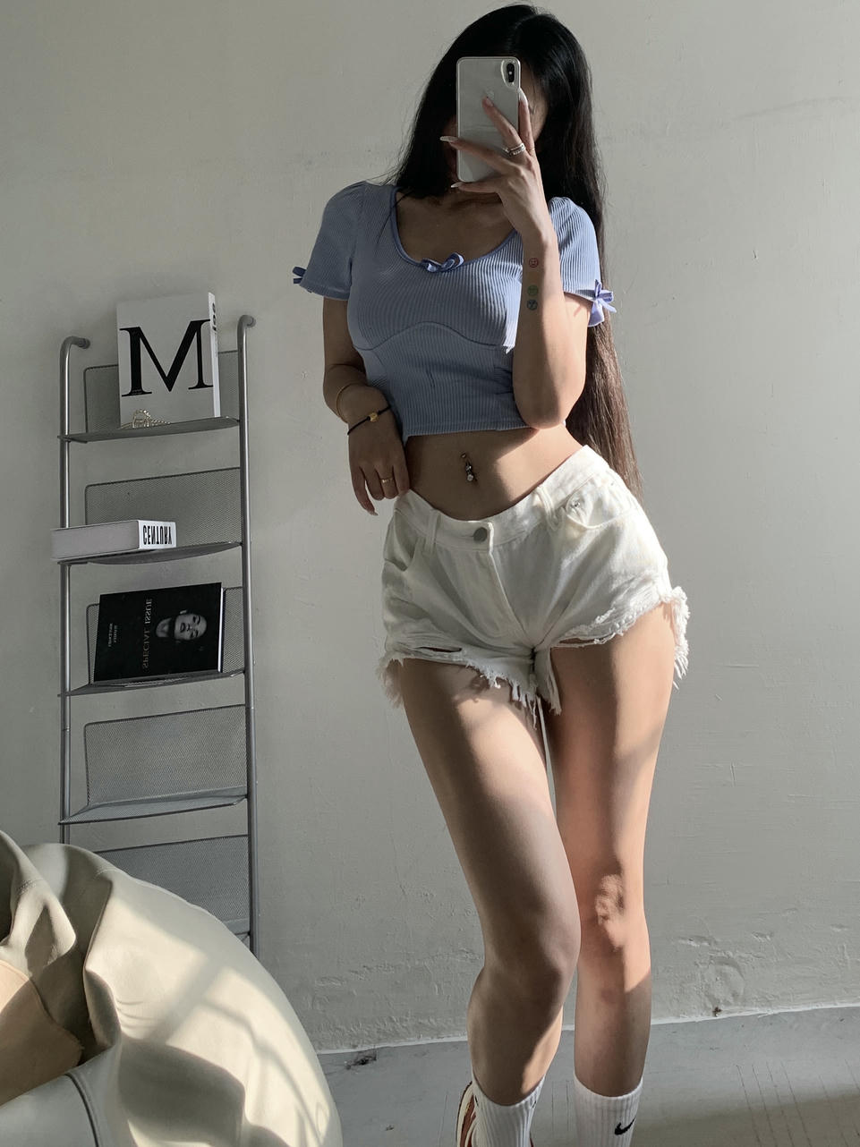 粉色的猪陈佩奇微密圈-191 夏季修身短款高腰露脐短袖上衣少女甜美螺纹针织蝴蝶_第1集
