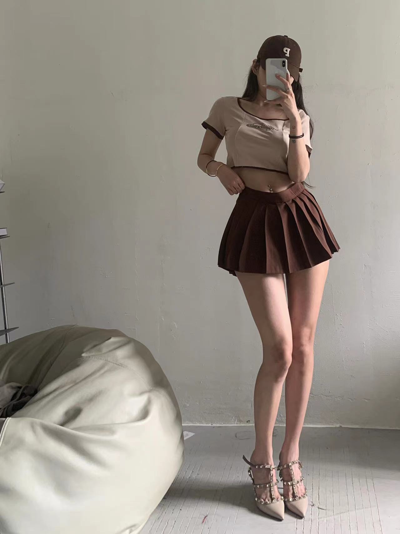 粉色的猪陈佩奇微密圈-192 夏季辣妹女装新款正肩显瘦包边撞色T恤女高腰露脐短款_第1集