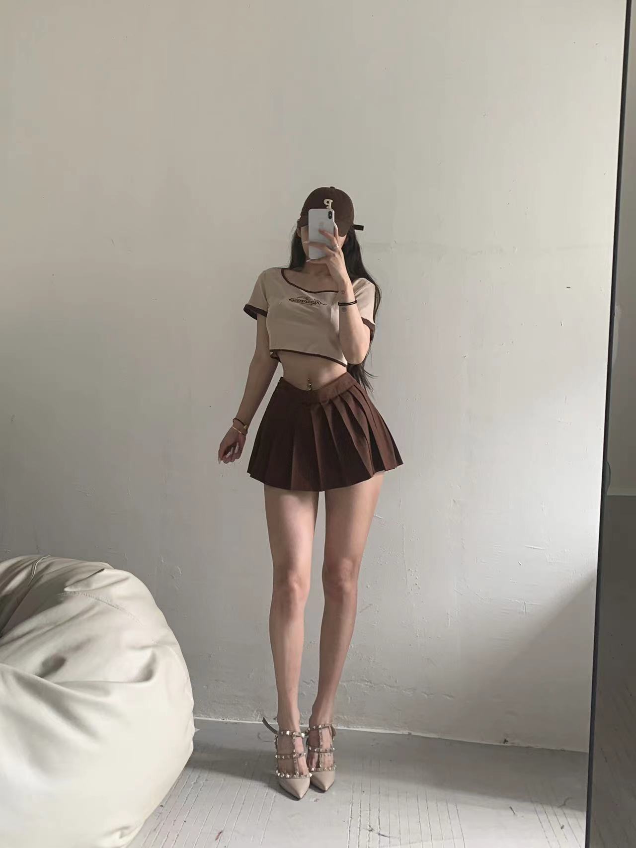 粉色的猪陈佩奇微密圈-192 夏季辣妹女装新款正肩显瘦包边撞色T恤女高腰露脐短款_第1集