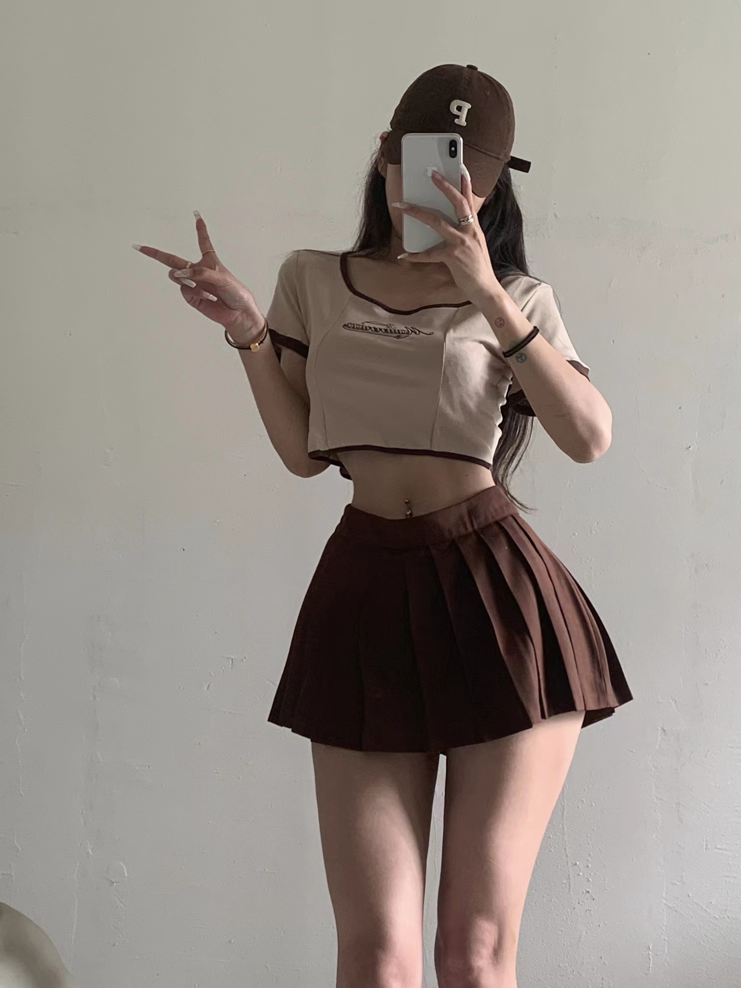 粉色的猪陈佩奇微密圈-192 夏季辣妹女装新款正肩显瘦包边撞色T恤女高腰露脐短款_第1集