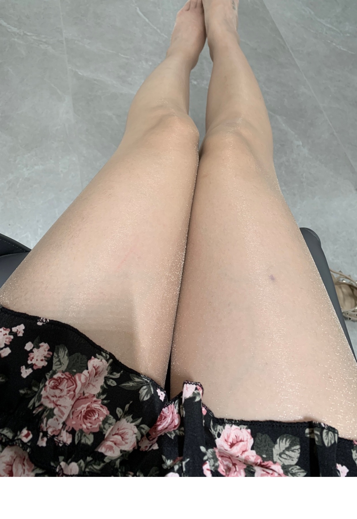粉色的猪陈佩奇微密圈-216 闪光性感打底袜亮丝连裤丝袜白色超薄全透明女夏包芯丝_第1集