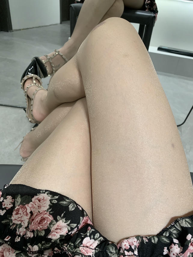 粉色的猪陈佩奇微密圈-216 闪光性感打底袜亮丝连裤丝袜白色超薄全透明女夏包芯丝_第1集