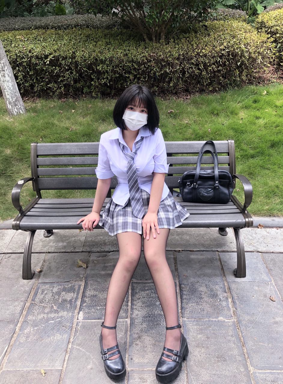 粉色的猪陈佩奇微密圈-043 20夏季OL高腰显瘦显腿长加厚网球裙百褶裙A字短裙衬衣_第1集