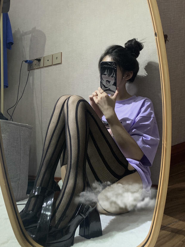 粉色的猪陈佩奇微密圈-046 吊带袜蕾丝黑色丝袜性感镂空薄款复古连裤袜渔网袜_第1集