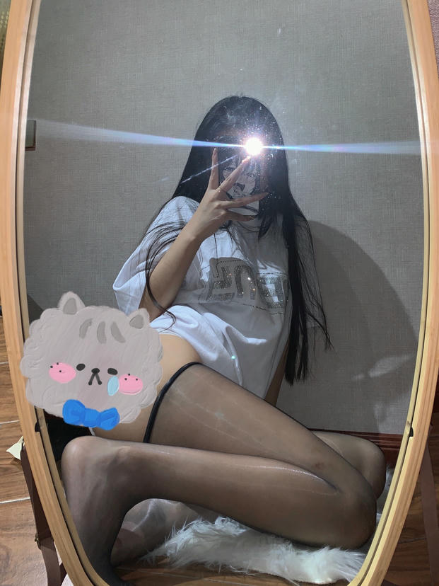 粉色的猪陈佩奇微密圈-058  油亮360无缝裆性感丝袜高密丝滑油光闭档连裤袜腿袜_第1集
