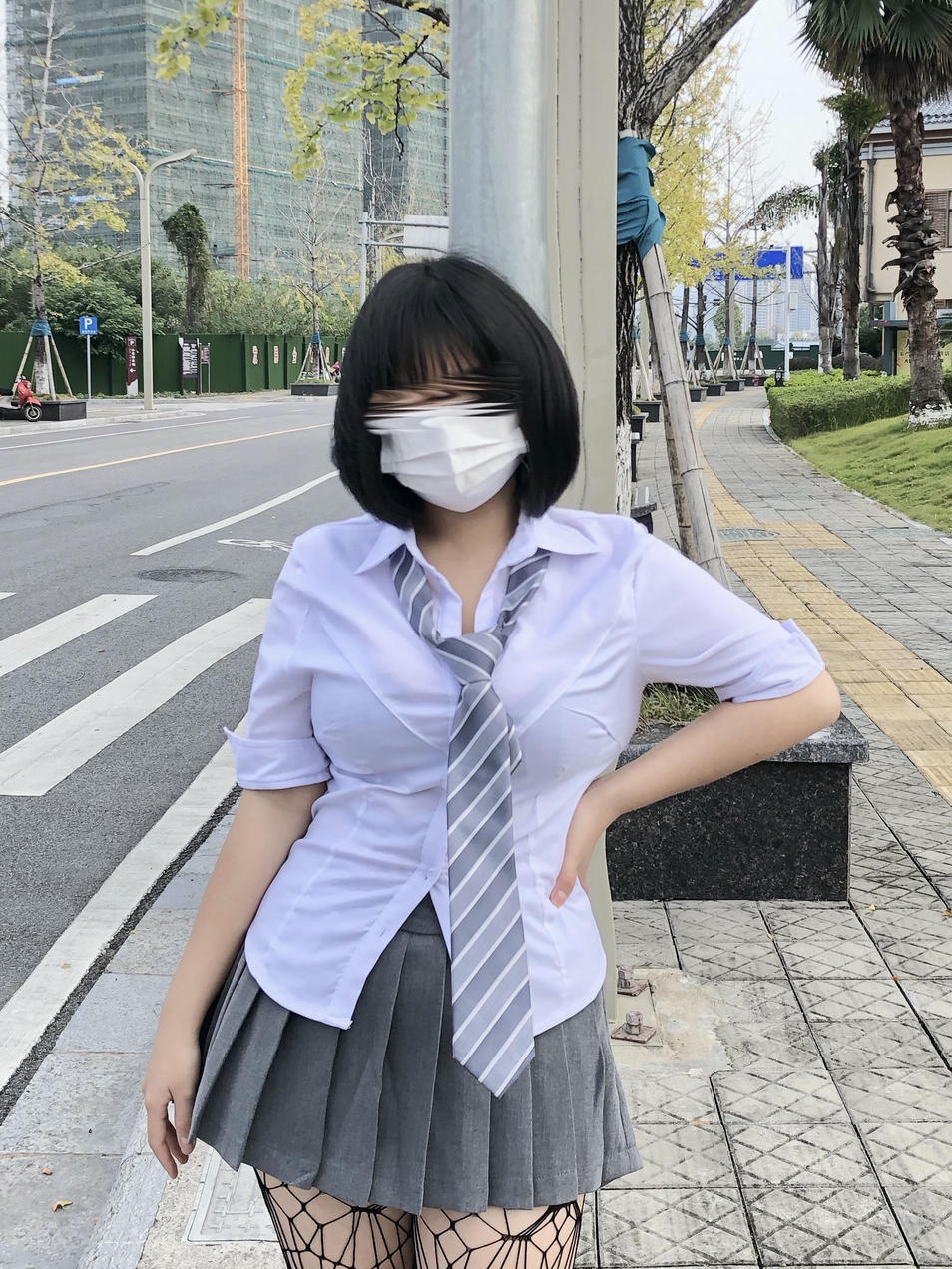粉色的猪陈佩奇微密圈-072 21款韩版高腰前短后长防走光A字百褶短裙 伞裙网球裙_第1集