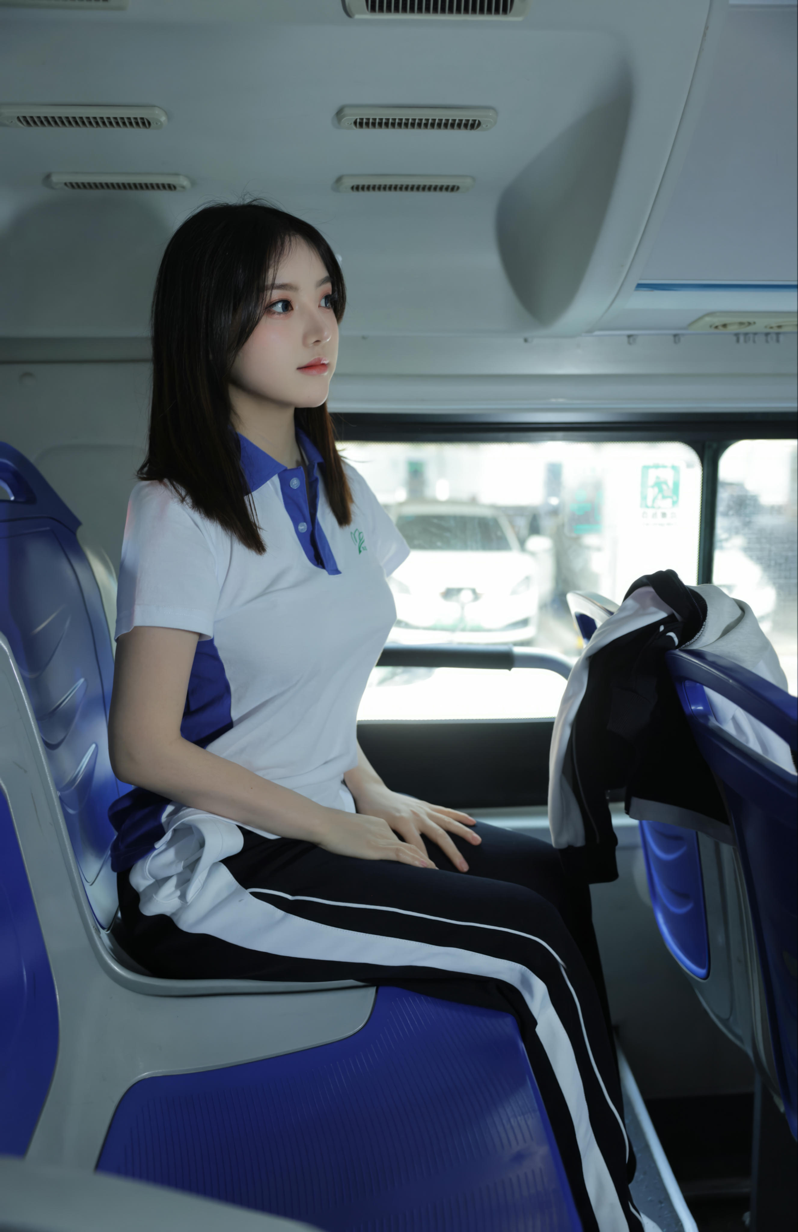 豆瓣酱 公交车[85P／1.53GB]_第2集