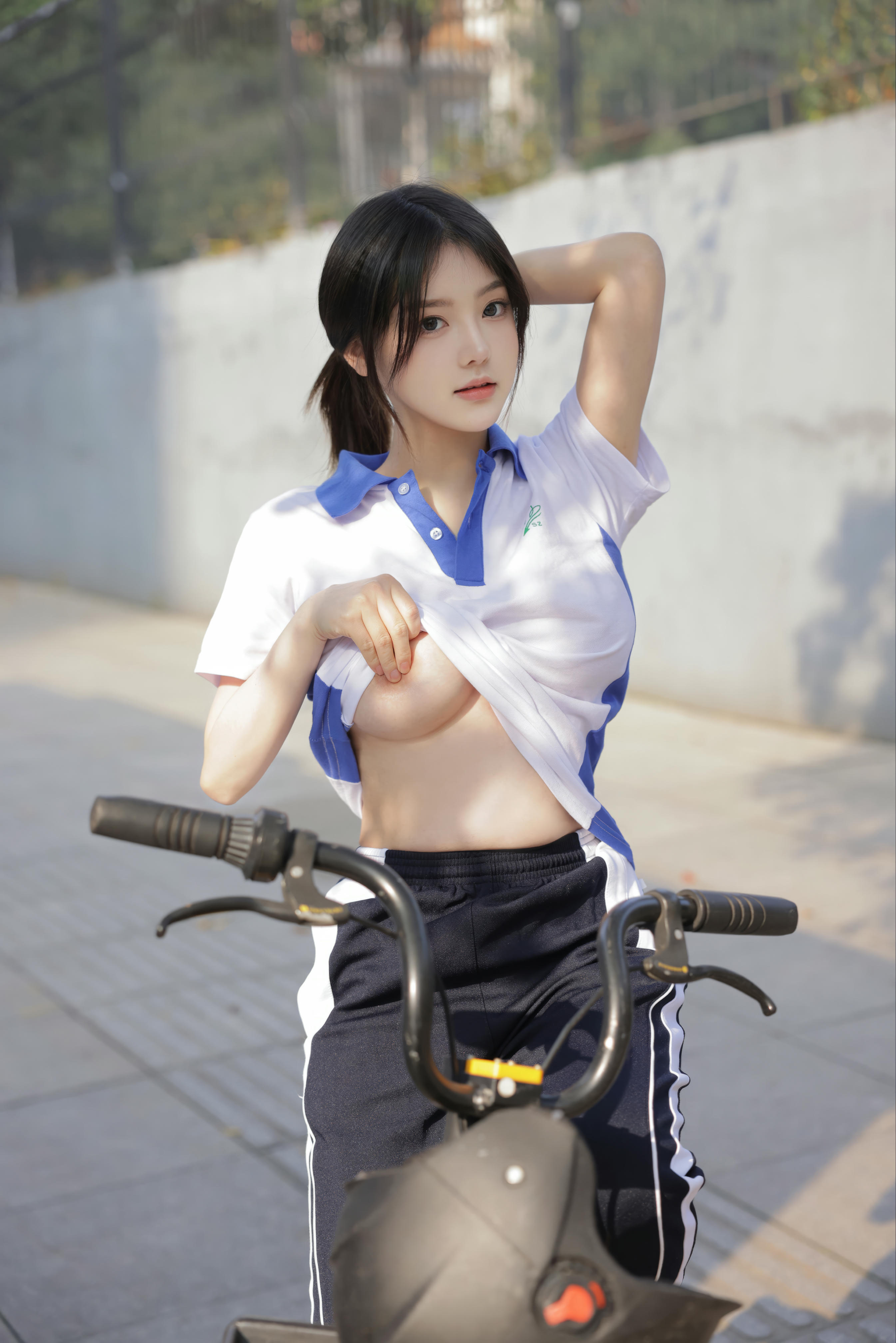 豆瓣酱 公交车[85P／1.53GB]_第5集